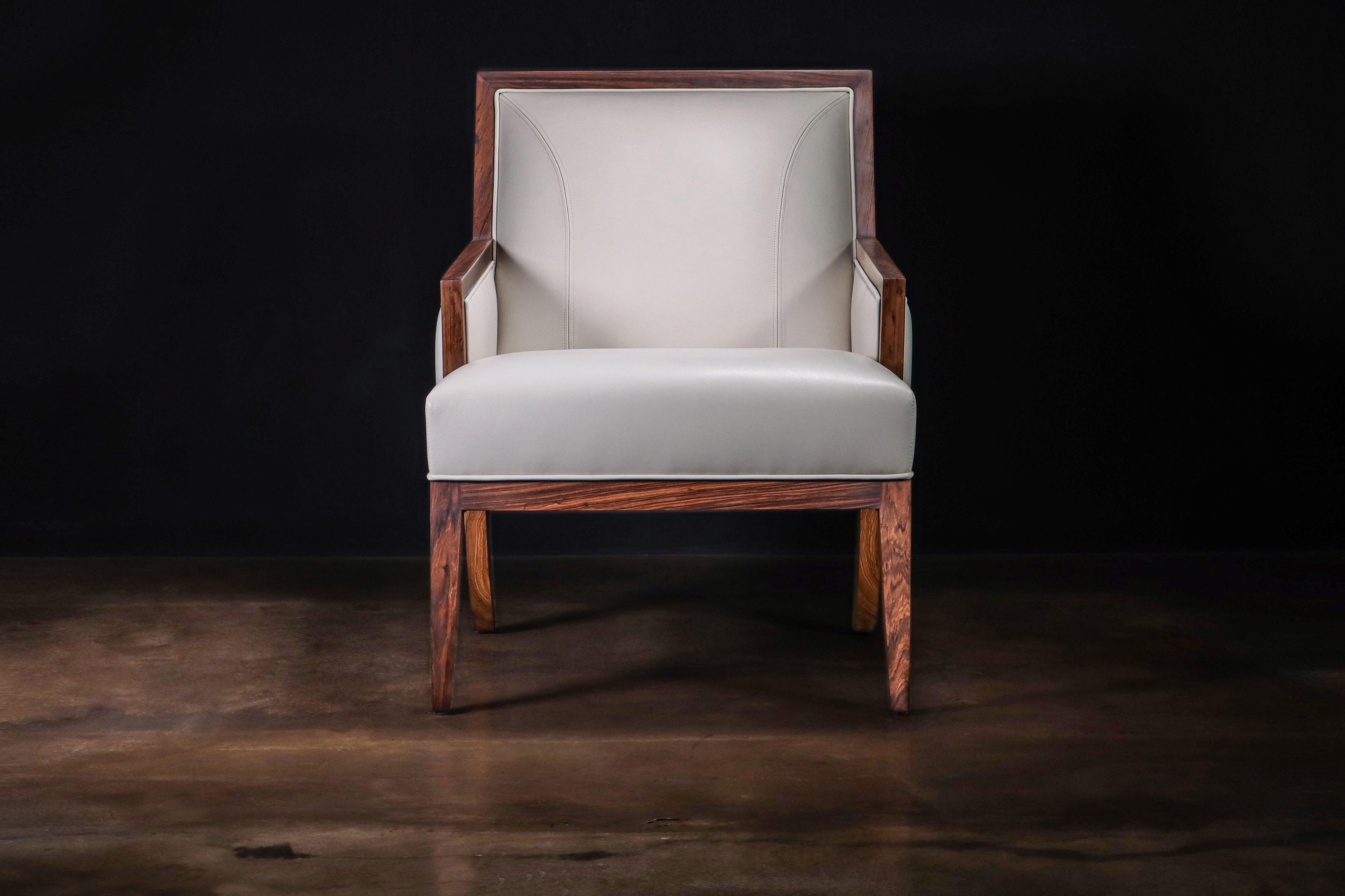 Contemporary Lounge Chair in Wood and White Leather from Costantini, Belgrano In New Condition For Sale In New York, NY