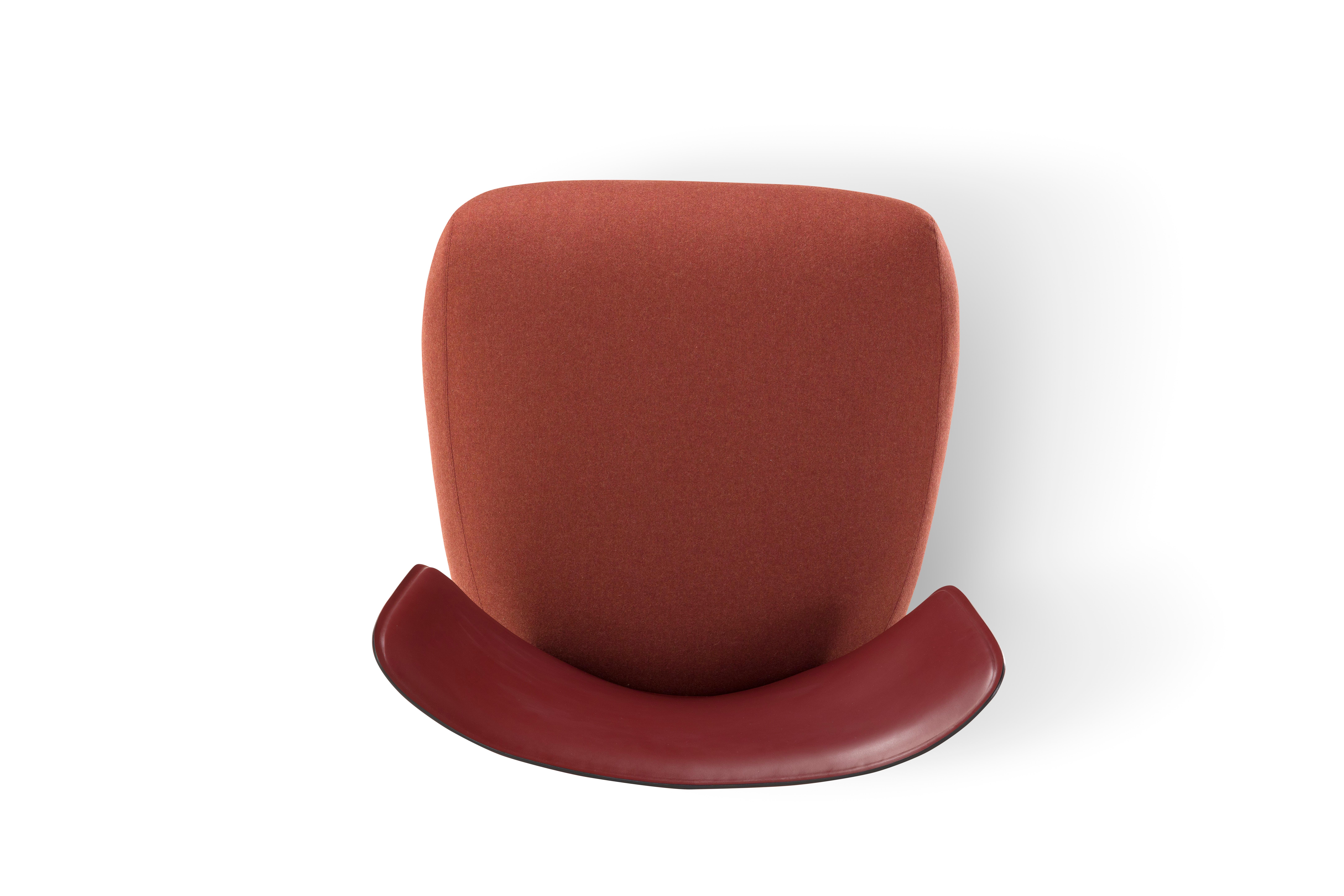 Contemporary Lounge Chair 'NOA' Red Fabric and Cuoio Leather For Sale 6