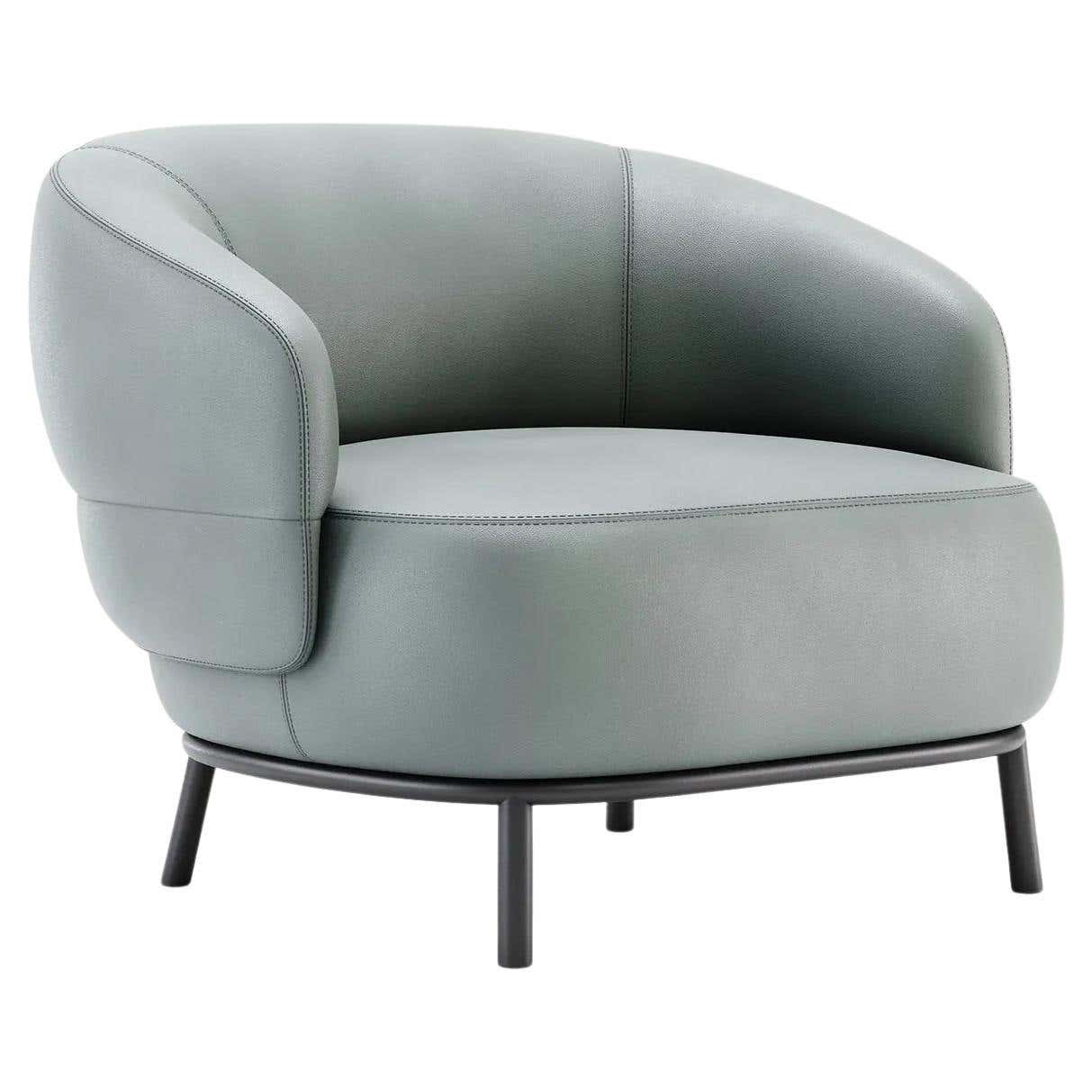 Still Rounded Chair Rounded Curvy Armchair Offered in Leather For Sale at 1stDibs