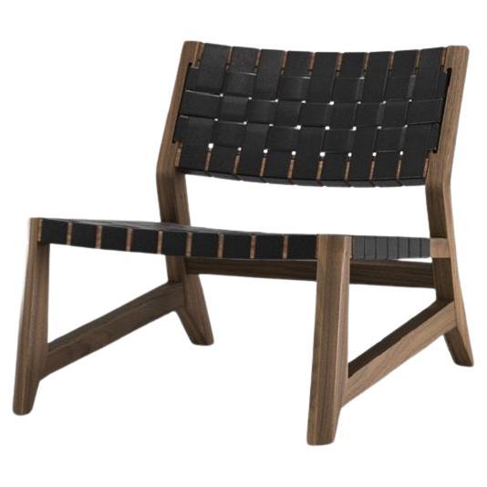 Contemporary Lounge Chair with Wooden Structure and Leather Straps Seat