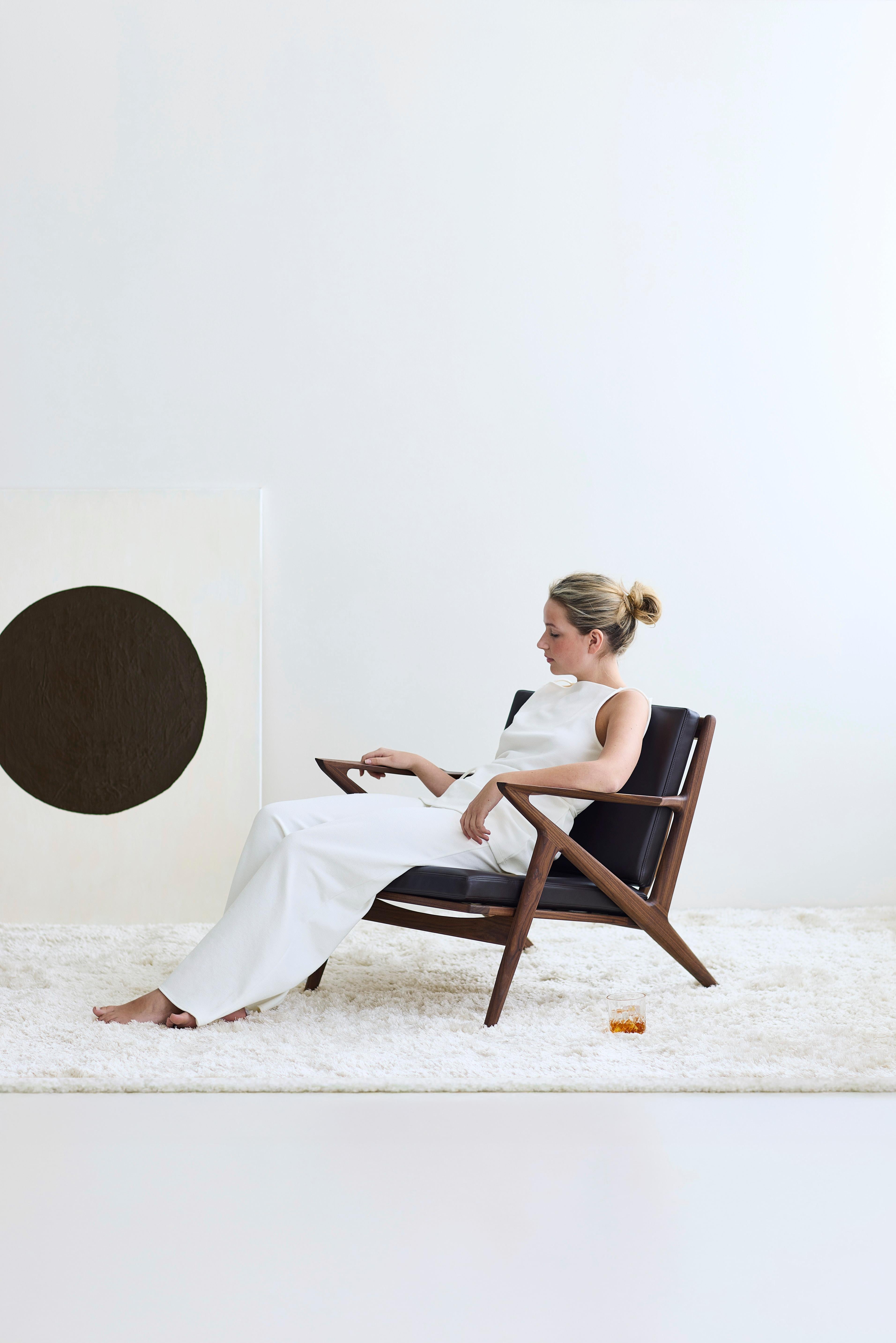 Moderner Loungesessel 'Z-Chair' von DK3, Eiche schwarz lackiert, Balmoral 02 im Angebot 11