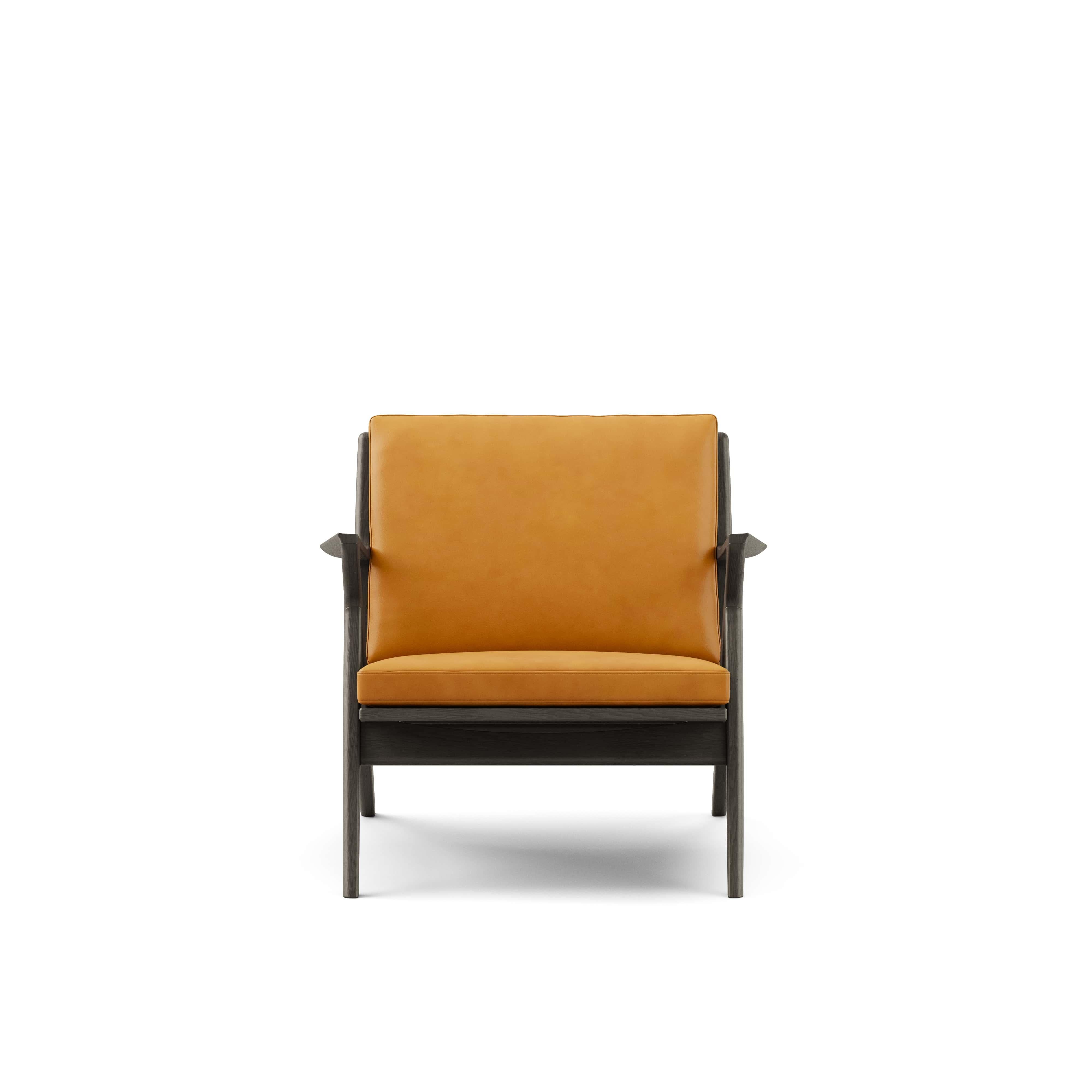 Contemporary Lounge Chair 'Z-Chair' by DK3, Black Lacquered Oak, Cognac Leather Escandinavo moderno en venta