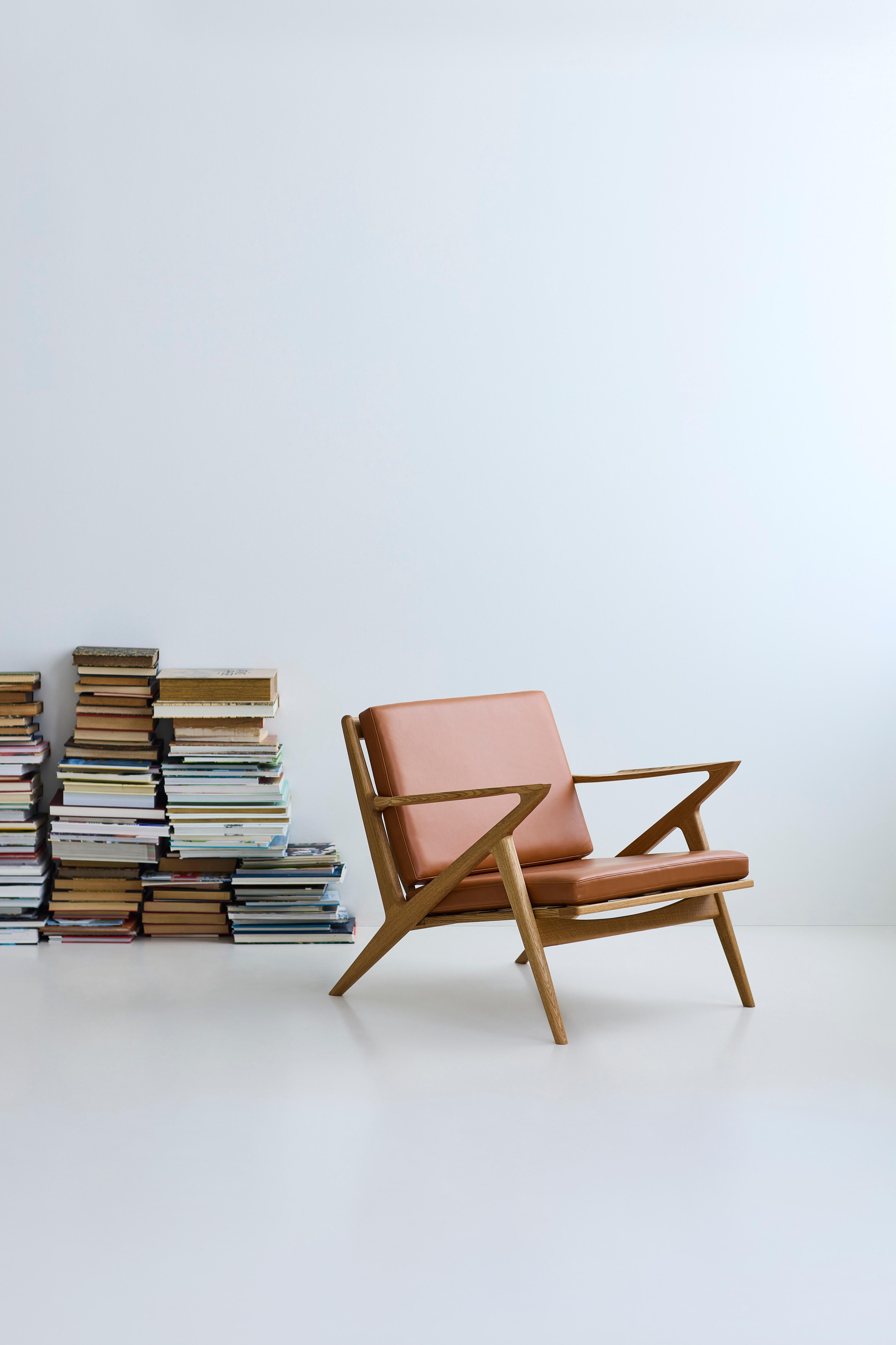 Moderner Loungesessel 'Z-Chair' von DK3, Eiche geräuchert, Balmoral 02 (21. Jahrhundert und zeitgenössisch) im Angebot