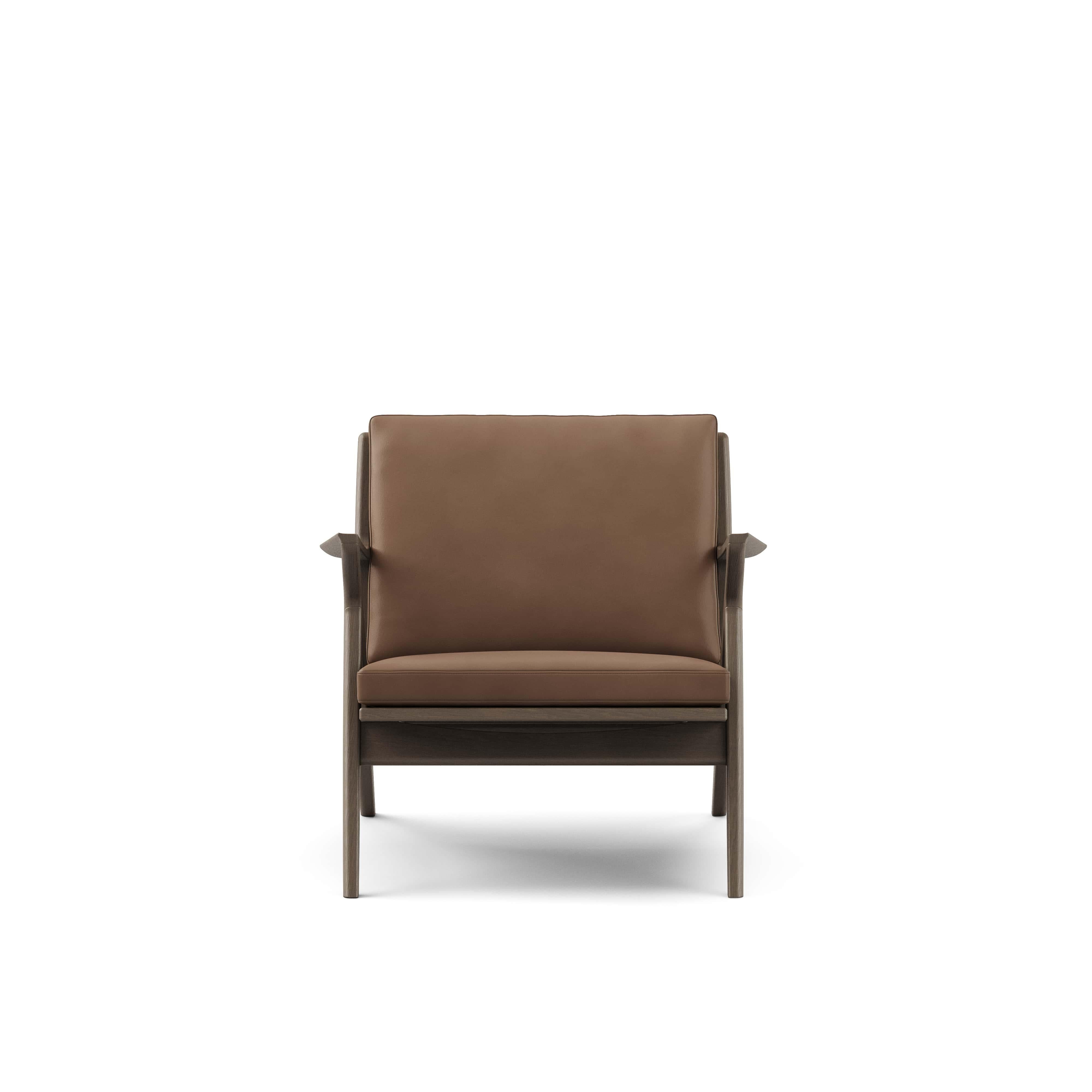 Contemporary Lounge Chair 'Z-Chair' by DK3, Smoked Oak, Brown Leather Escandinavo moderno en venta