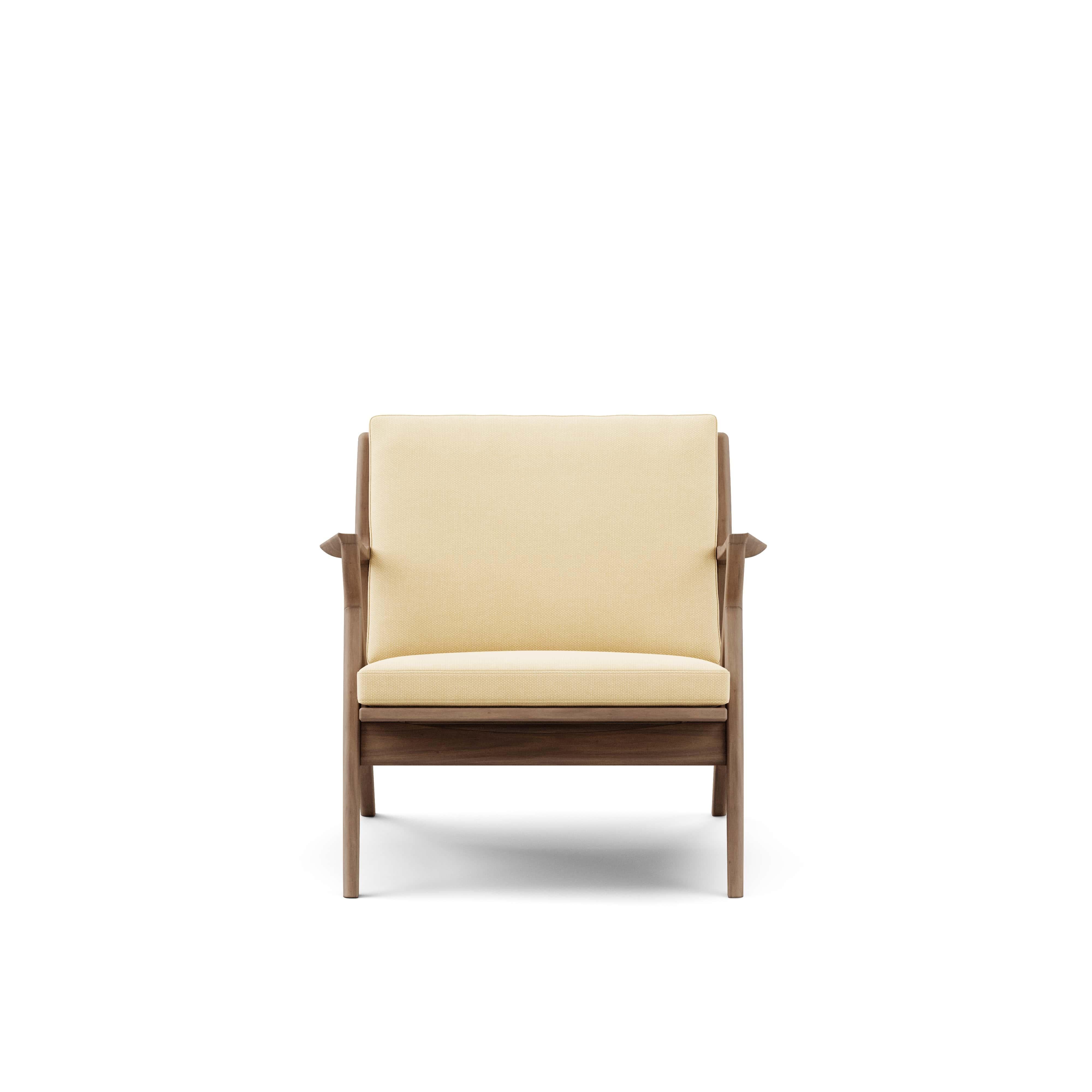 Contemporary Lounge Chair 'Z-Chair' by DK3, Walnut, Balmoral 02 Escandinavo moderno en venta