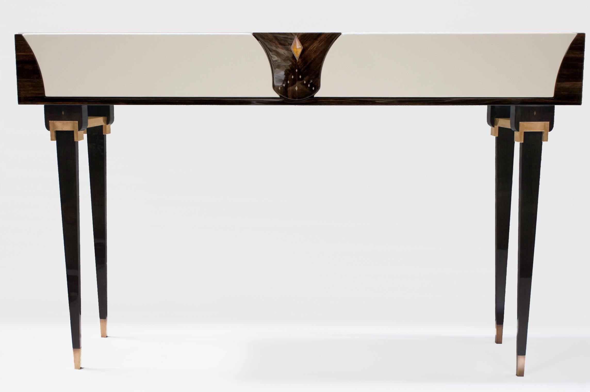 Contemporary Lounge Console in Macassar Wood and Amber Handle by Eva Baron im Angebot 2