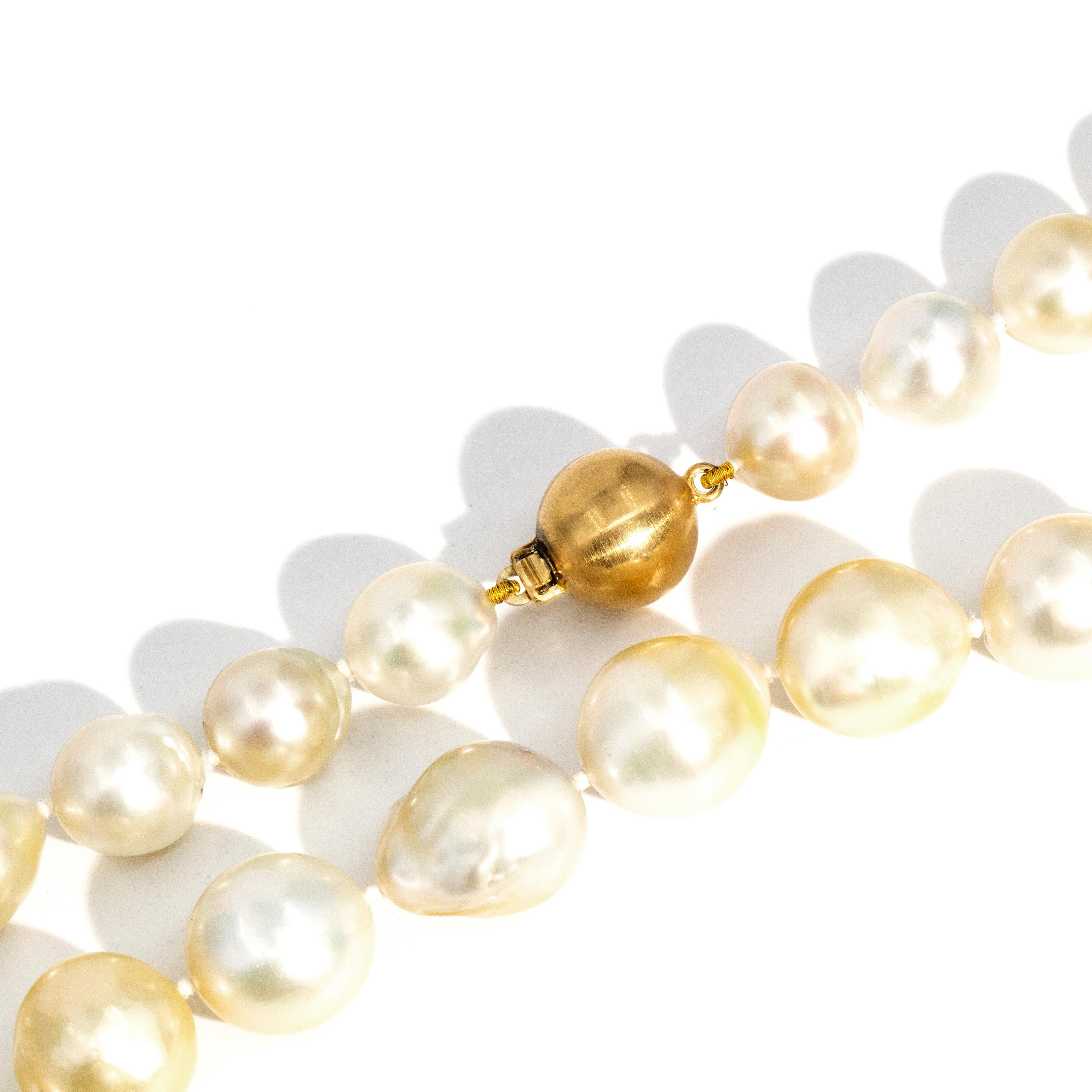 Round Cut Contemporary Lustrous South Sea Pearl Necklace 9 Carat Yellow Gold Sphere Clasp For Sale