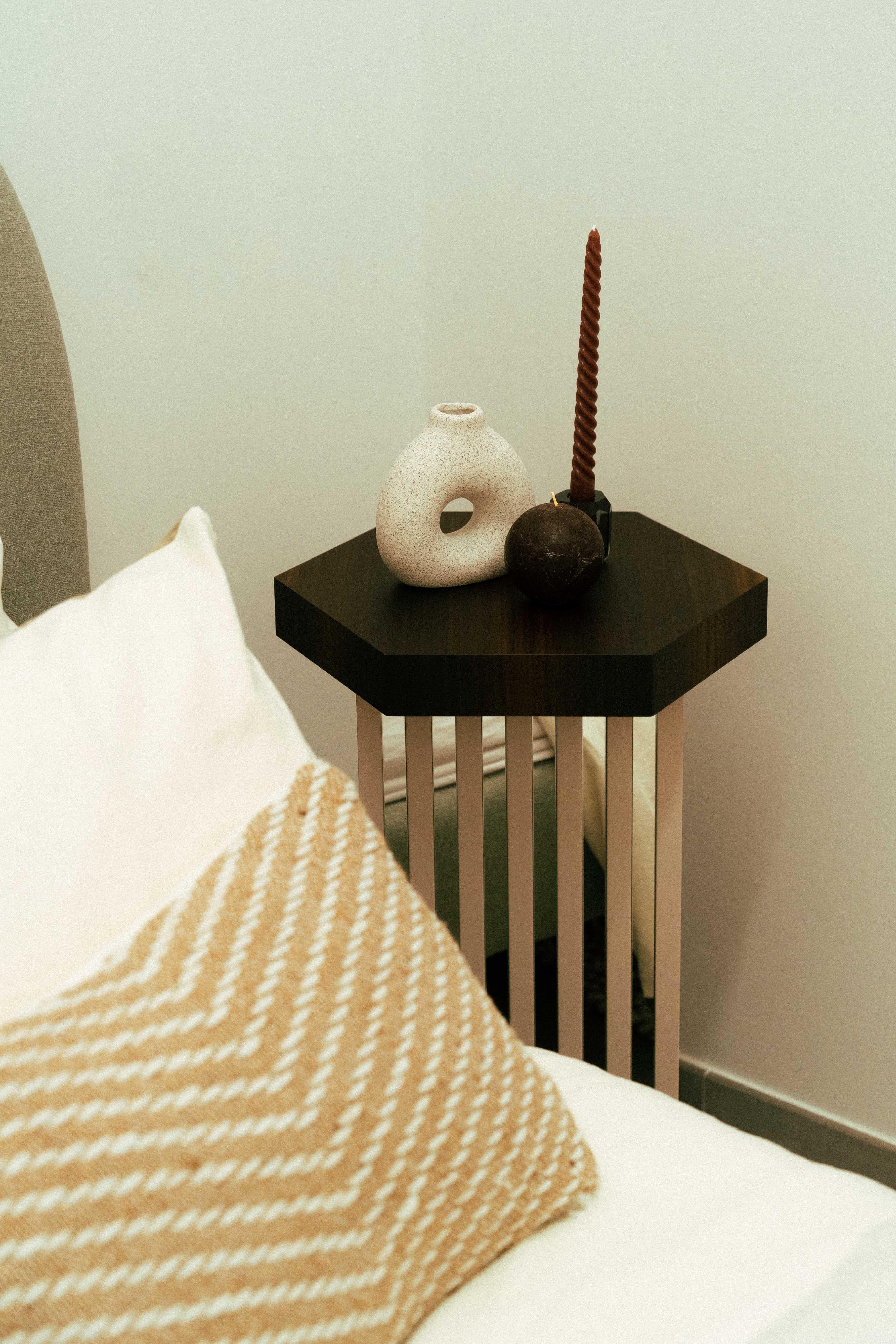 Table d'appoint contemporaine de luxe, miroir, Wood, fait main en Italie en vente 6