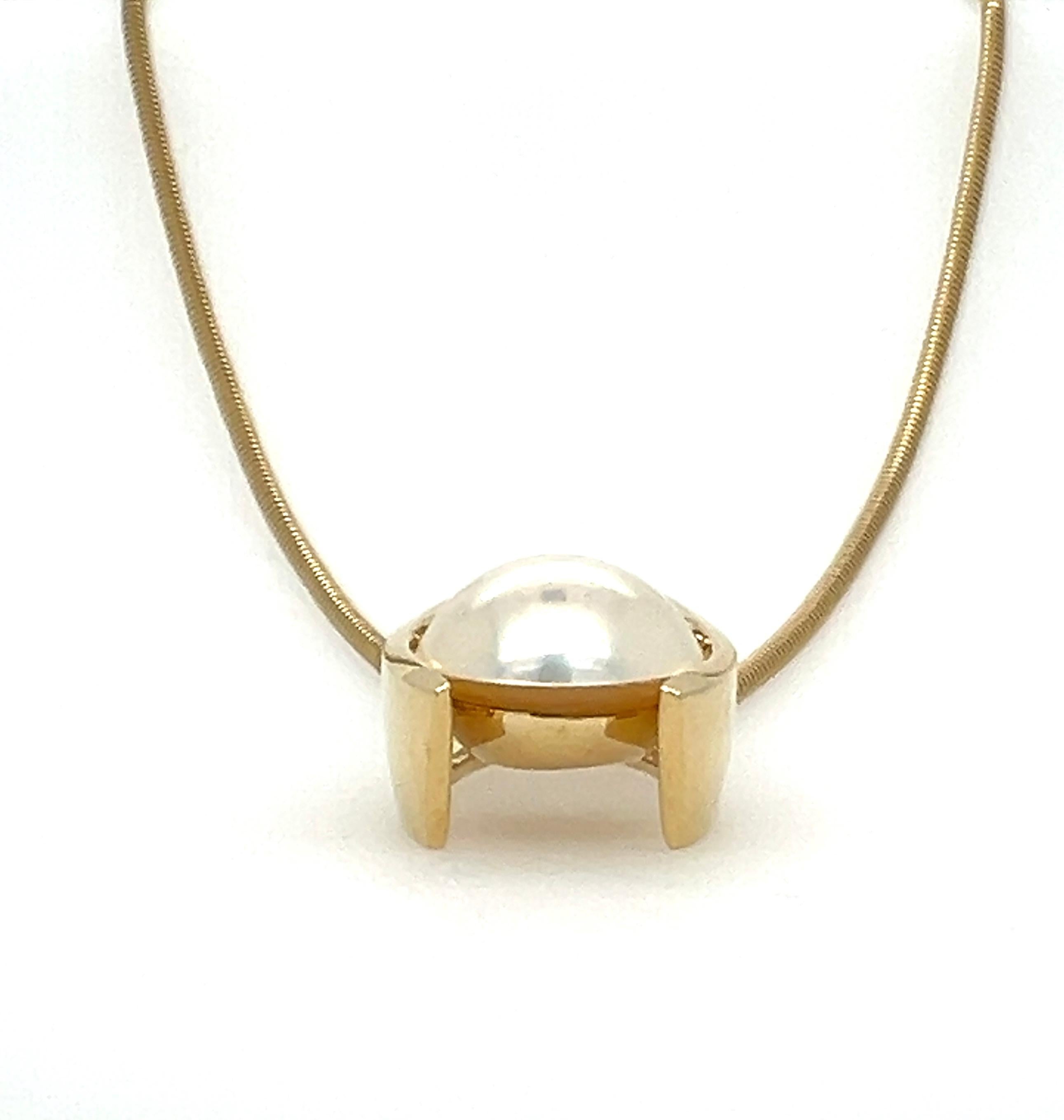 Contemporary Mabe Pearl and Diamond Yellow Gold Pendant 1