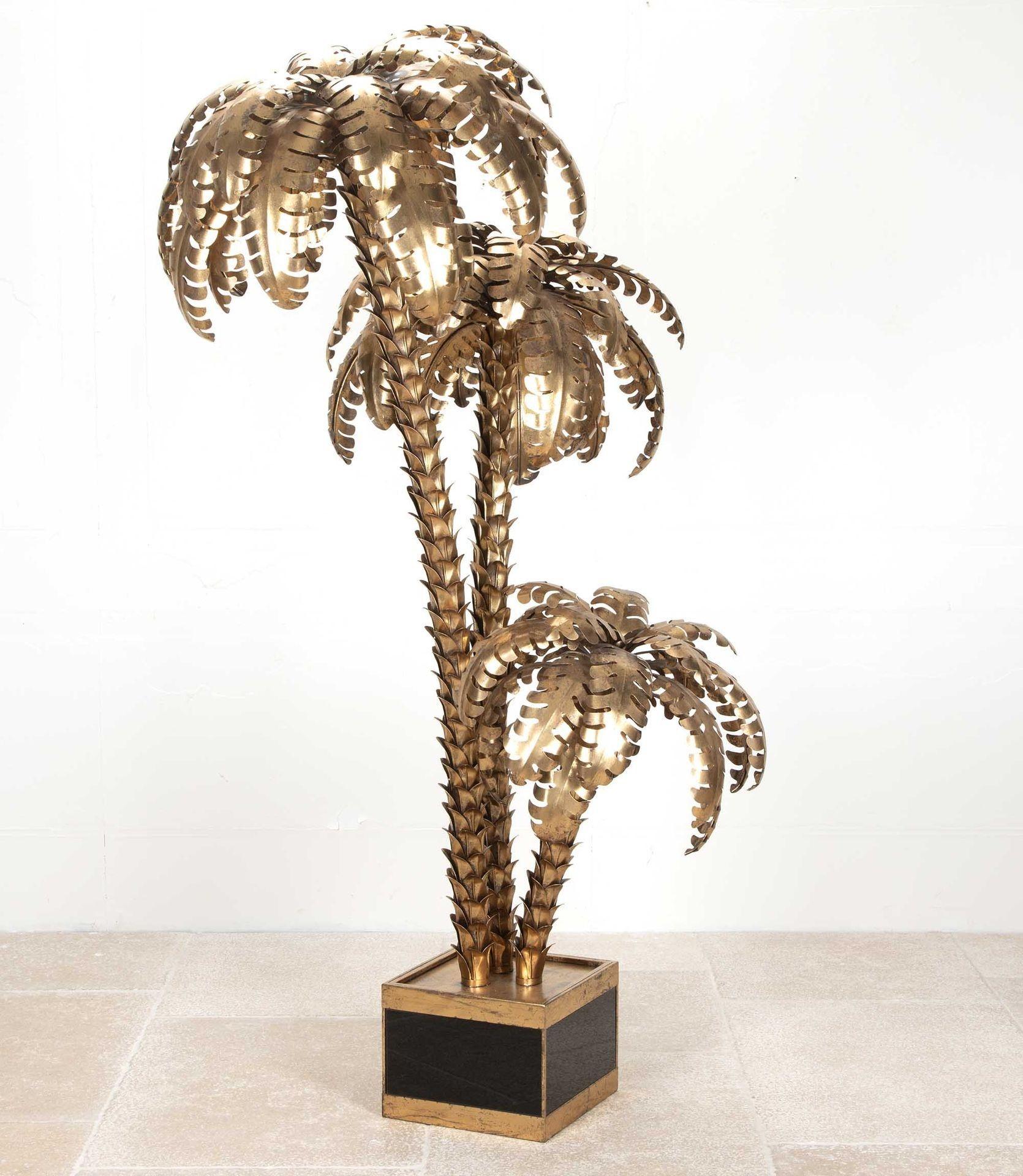 Large contemporary Maison Jensen style palm tree floor lamp, with three sections.
Great as home decor as well as a lamp.
Currently unwired but wiring can be arranged prior to delivery for a fee.