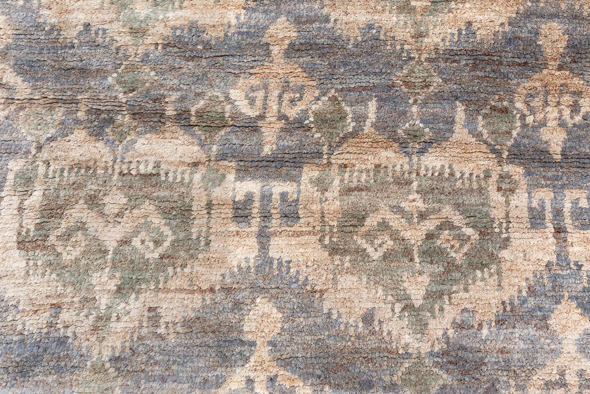 Indien Tapis abstrait contemporain fait à la main, couleur menthe, par Doris Leslie Blau en vente