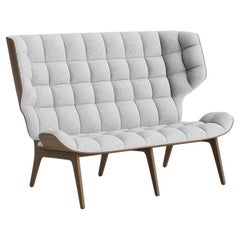 Divano contemporaneo 'Mammut' di Norr11, Oak Light Smoked, Hallingdal 116