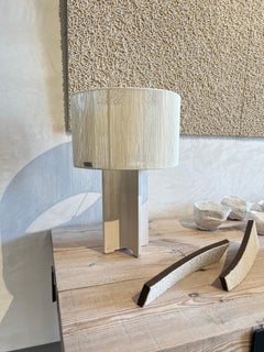 Pantalla contemporánea Manolo Eirin hecha a mano con algodón orgánico, Blanco / Beige