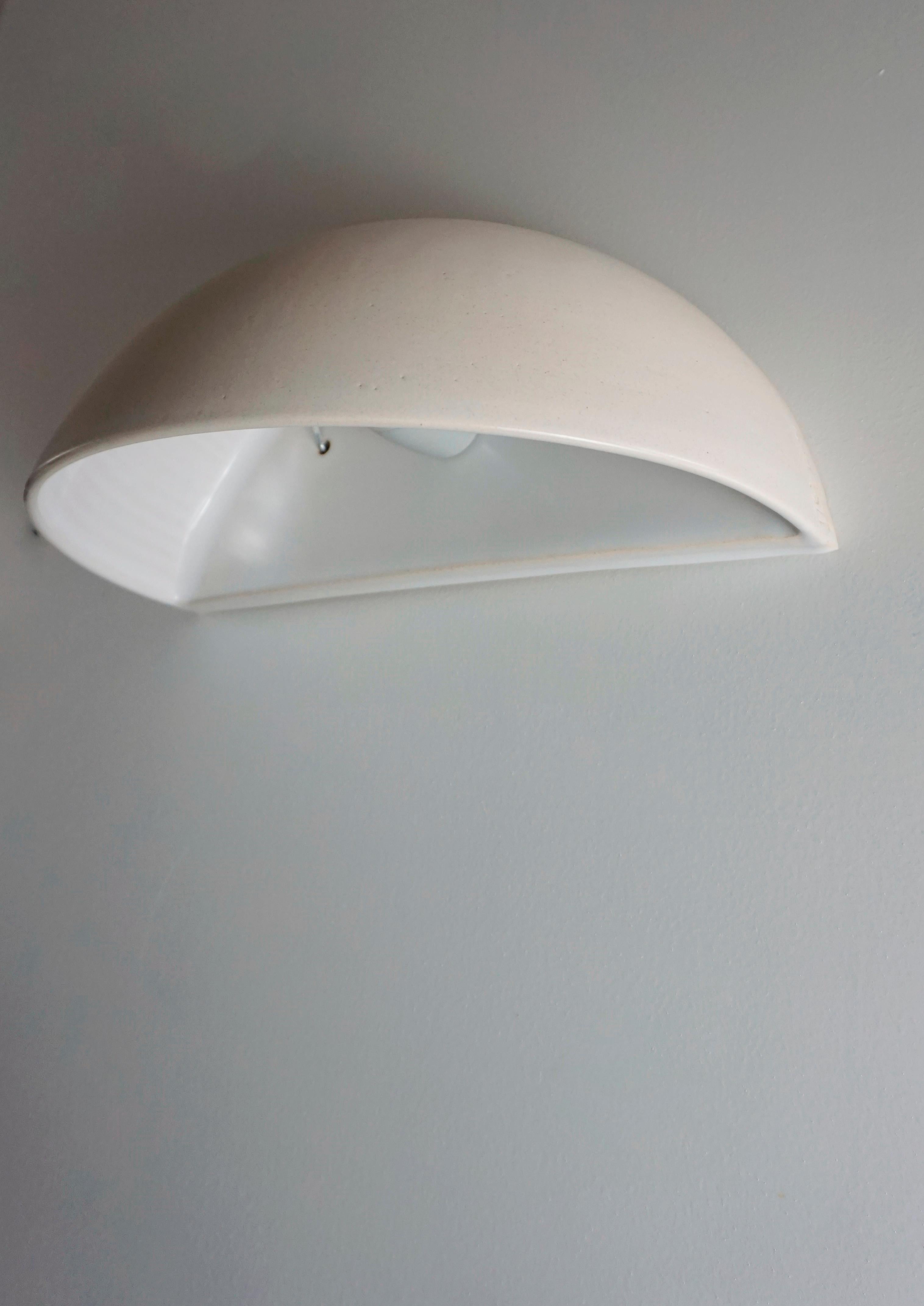 Spanish Contemporary Modern Wall Sconce in Ceramic, Off White by Manolo Eirin For Sale
