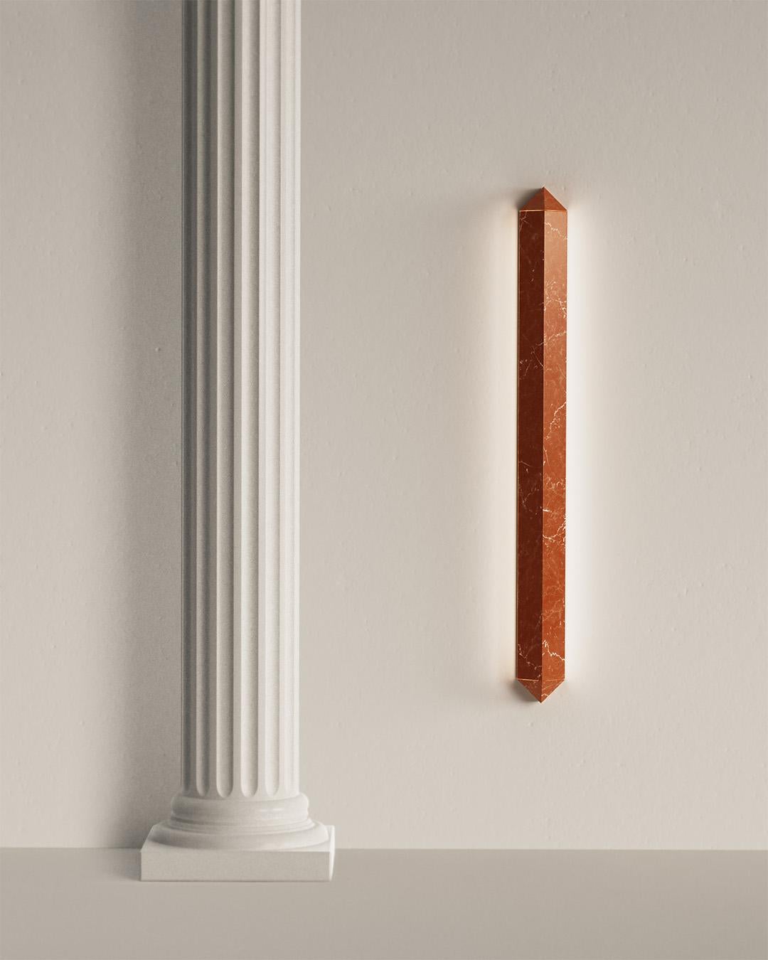 Zeitgenössischer Marmor-Wandleuchter von Astraeus Clarke, hergestellt in Brooklyn, NY (21. Jahrhundert und zeitgenössisch) im Angebot