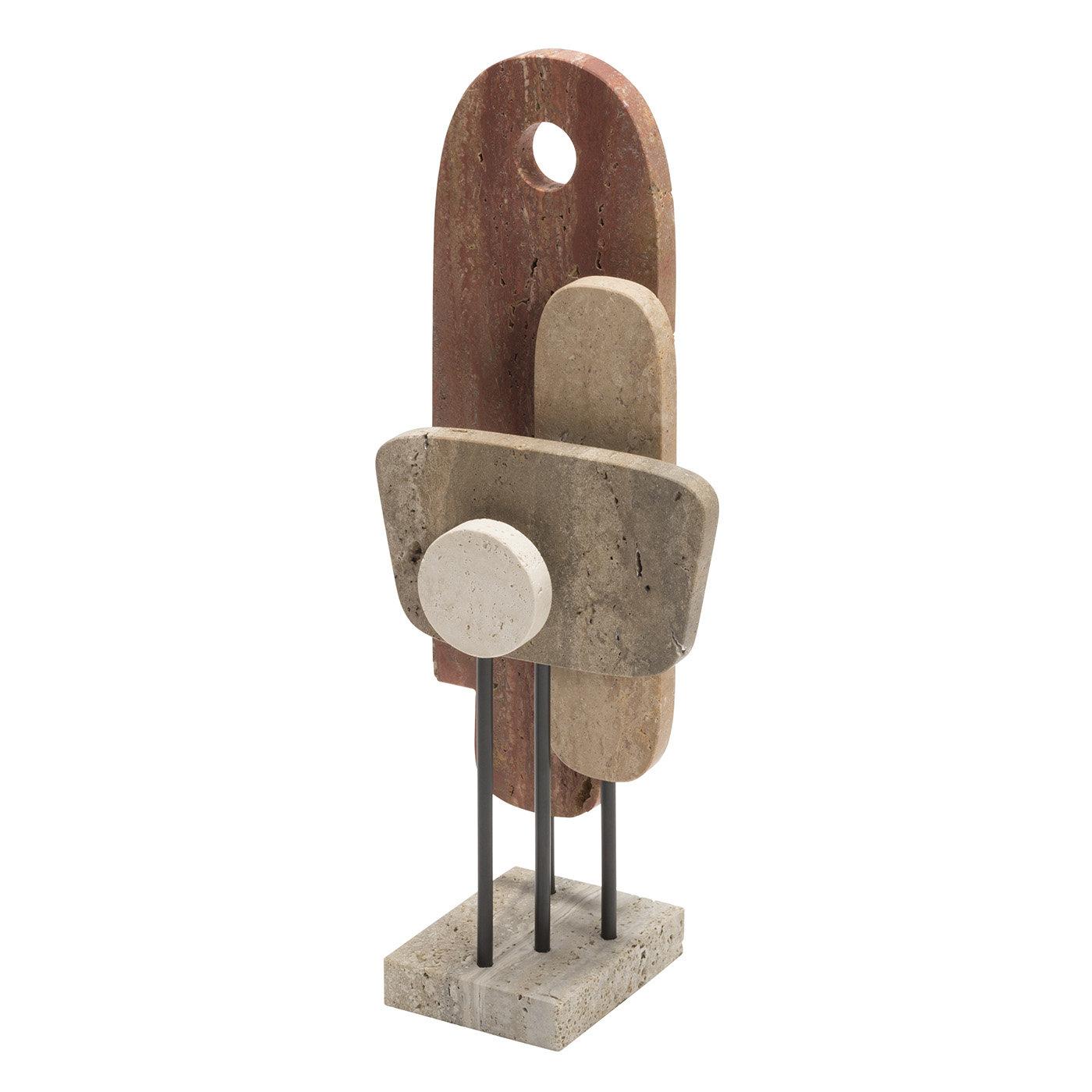 Scultura contemporanea in marmo - Tabou 1 di Stephane Parmentier per Giobagnara.

Una magnifica composizione di cinque diversi tipi di marmo travertino dalle tonalità bianche, grigie, beige e rosse, questa scultura vanta un accattivante motivo