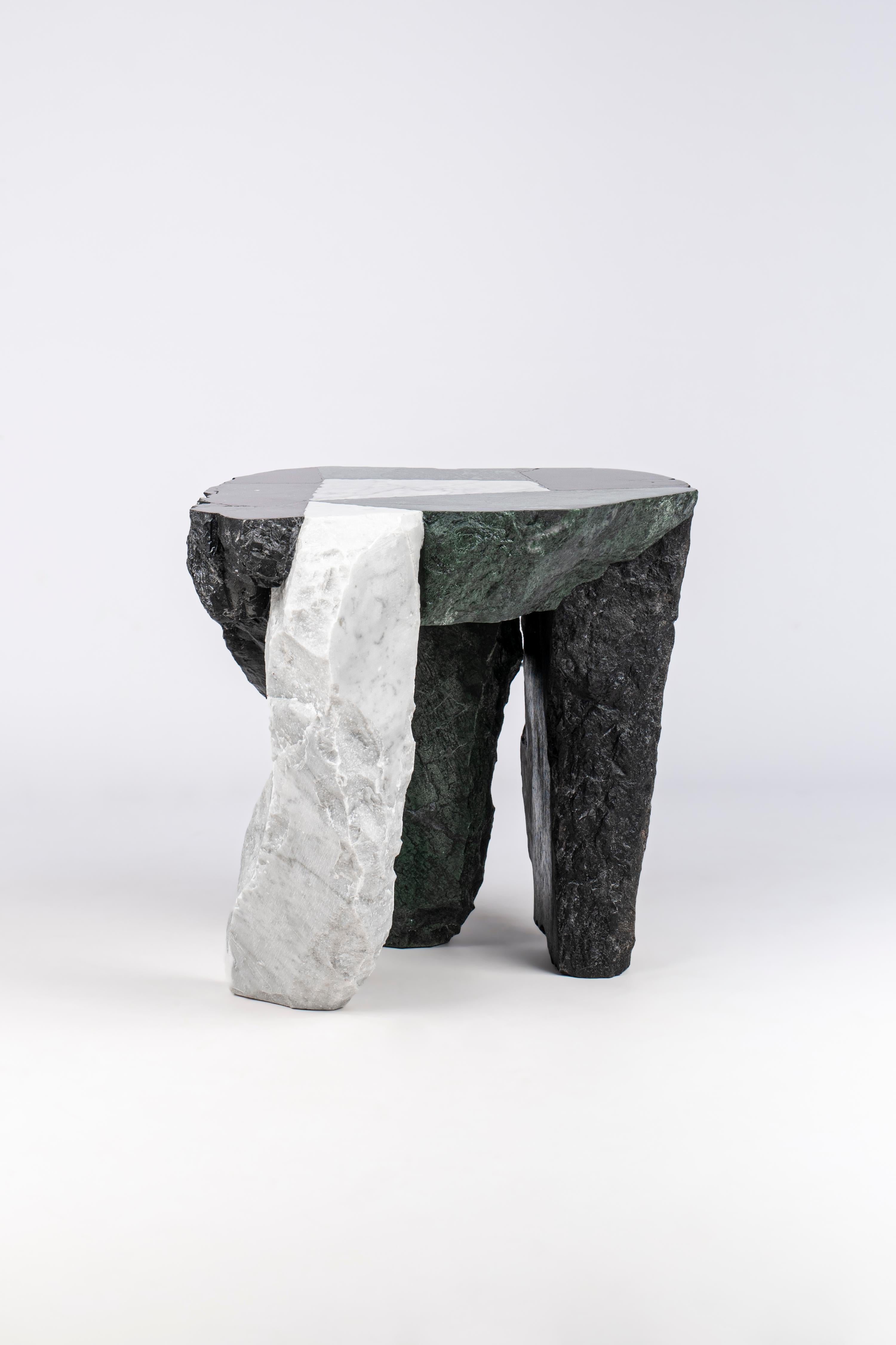 Miscellaneous investigates the concept of “variety” understood as relative, unique and unpredictable. For the realization of the project, a series of scraps fragments from the marble sculptures were recovered and collected; many pieces of matter