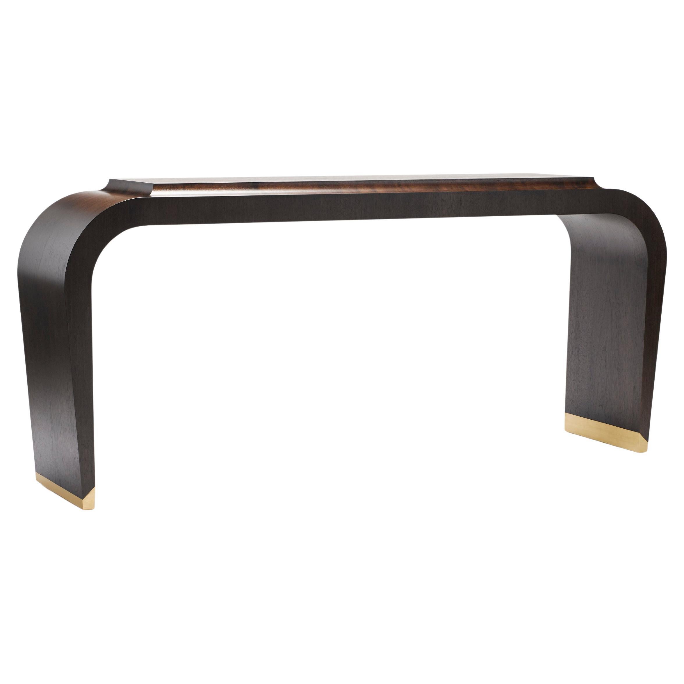Table console contemporaine Marci en noyer ébonisé et laiton