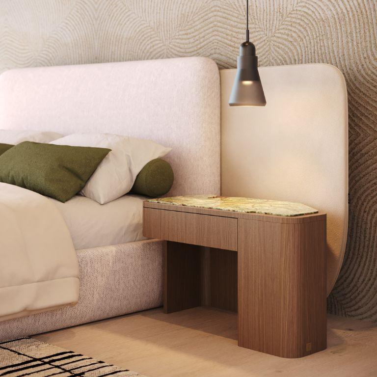 Contemporary Margem Bed made with Natural Leather and Beige Microfiber In New Condition For Sale In Seroa, PT