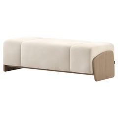 Contemporary Margem Bank mit weichem Stoff und Natur Eiche Mate gemacht