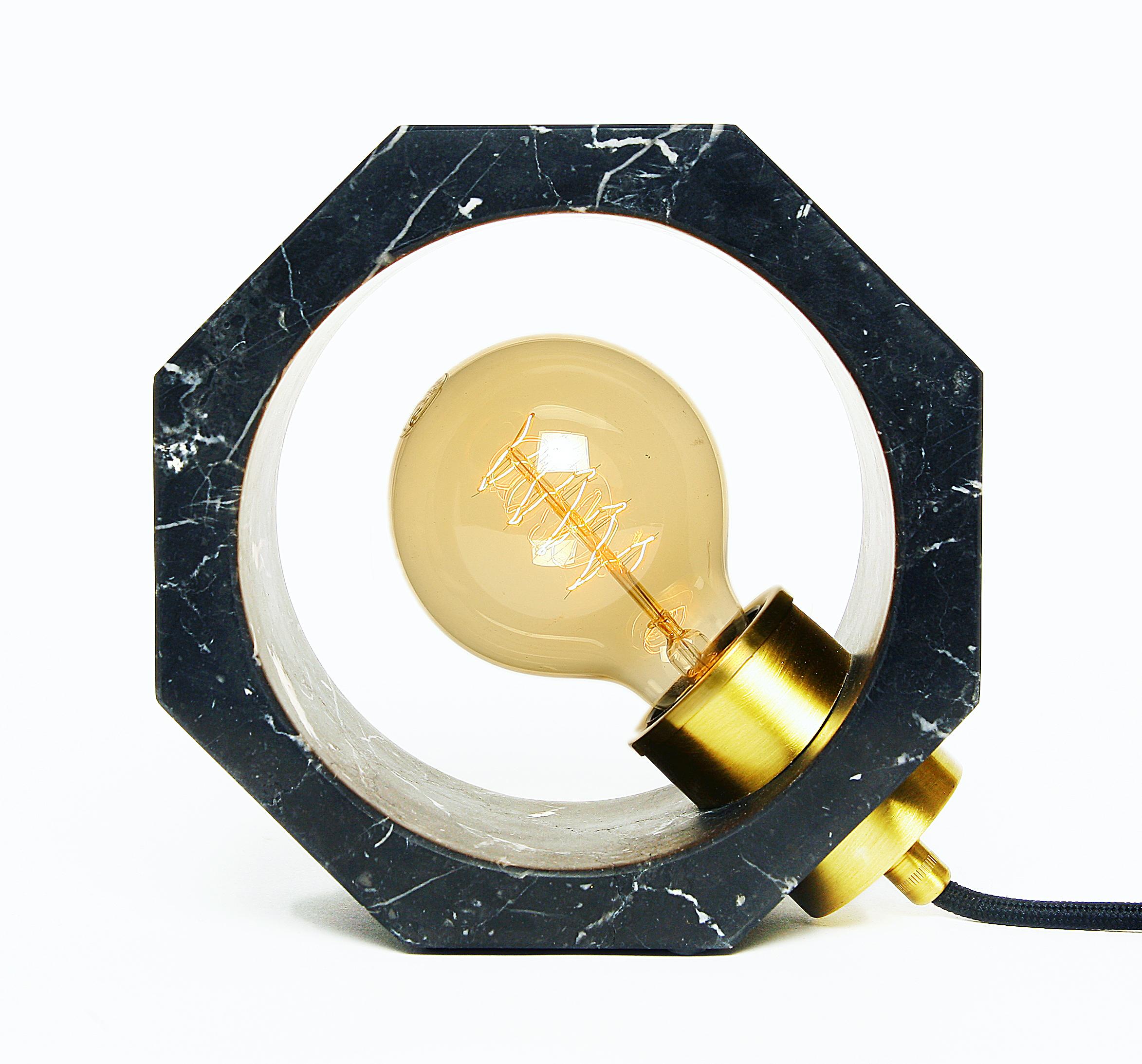 Lampe de bureau octogonale minimaliste contemporaine Matlight en marbre noir Marquina en vente 5