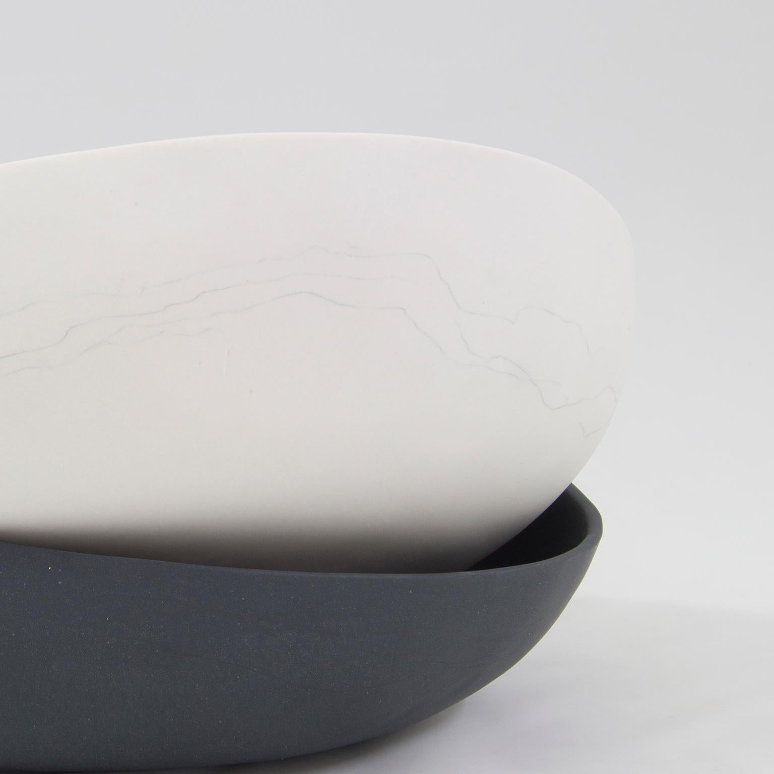 Minimalist Contemporary Decorative Bowls Matte Black/White Porcelain For Sale