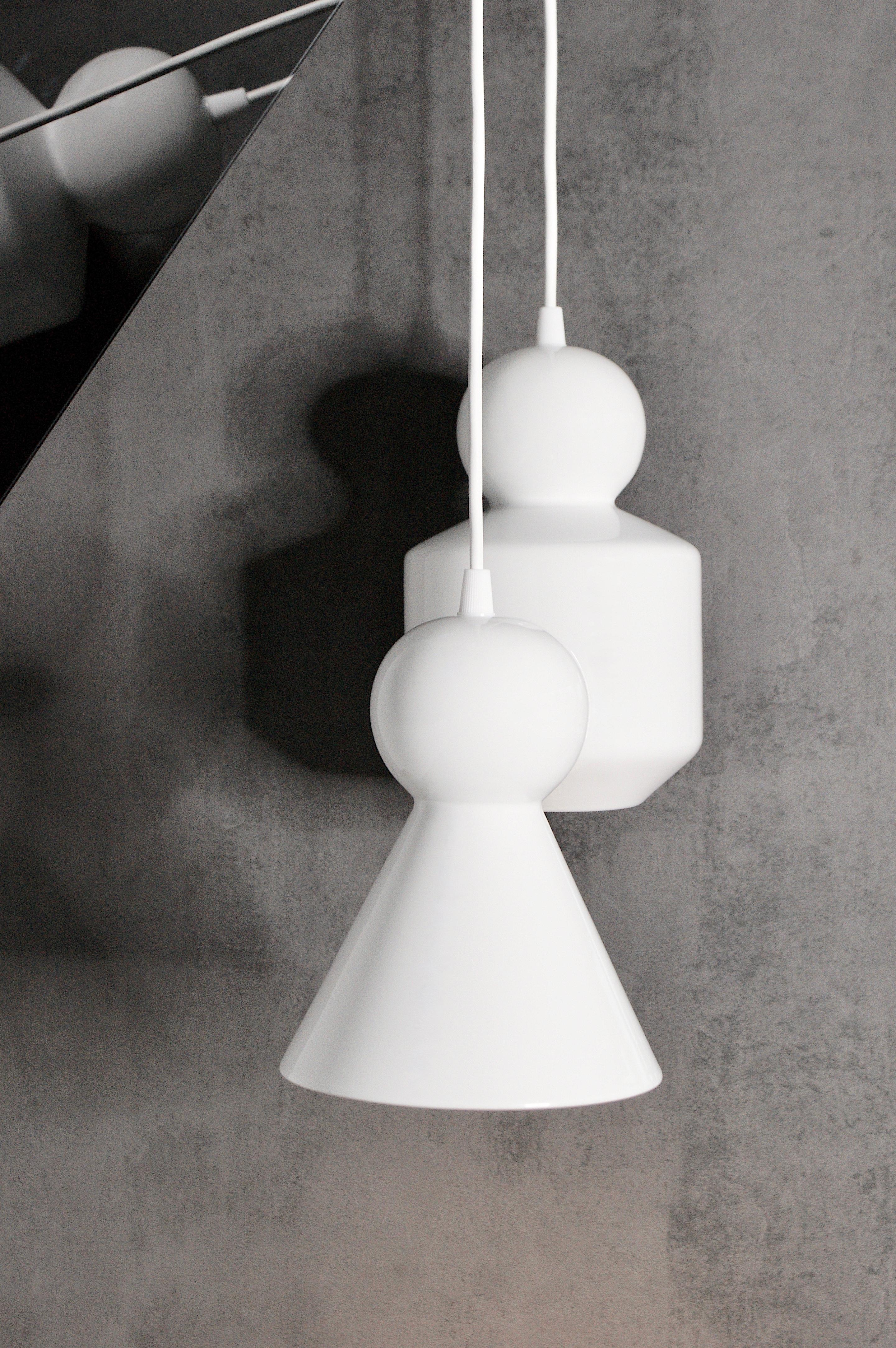 Contemporary Matte Green Stoneware Suspension Lamp, Minimalist Design, LOVER 2.0 For Sale 3