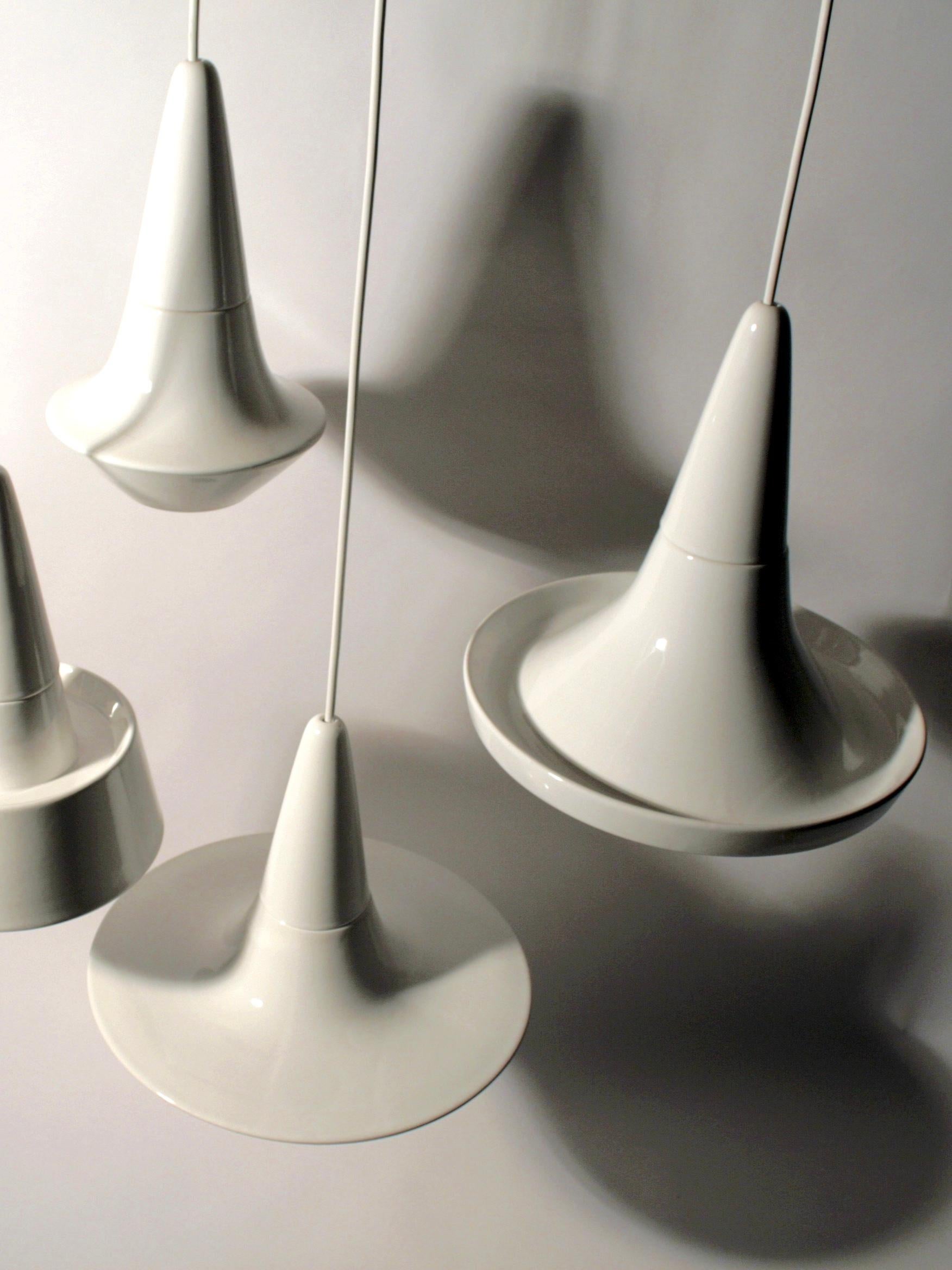 Lampada a sospensione contemporanea in gres salmone opaco, design minimalista, SML4 in vendita 3