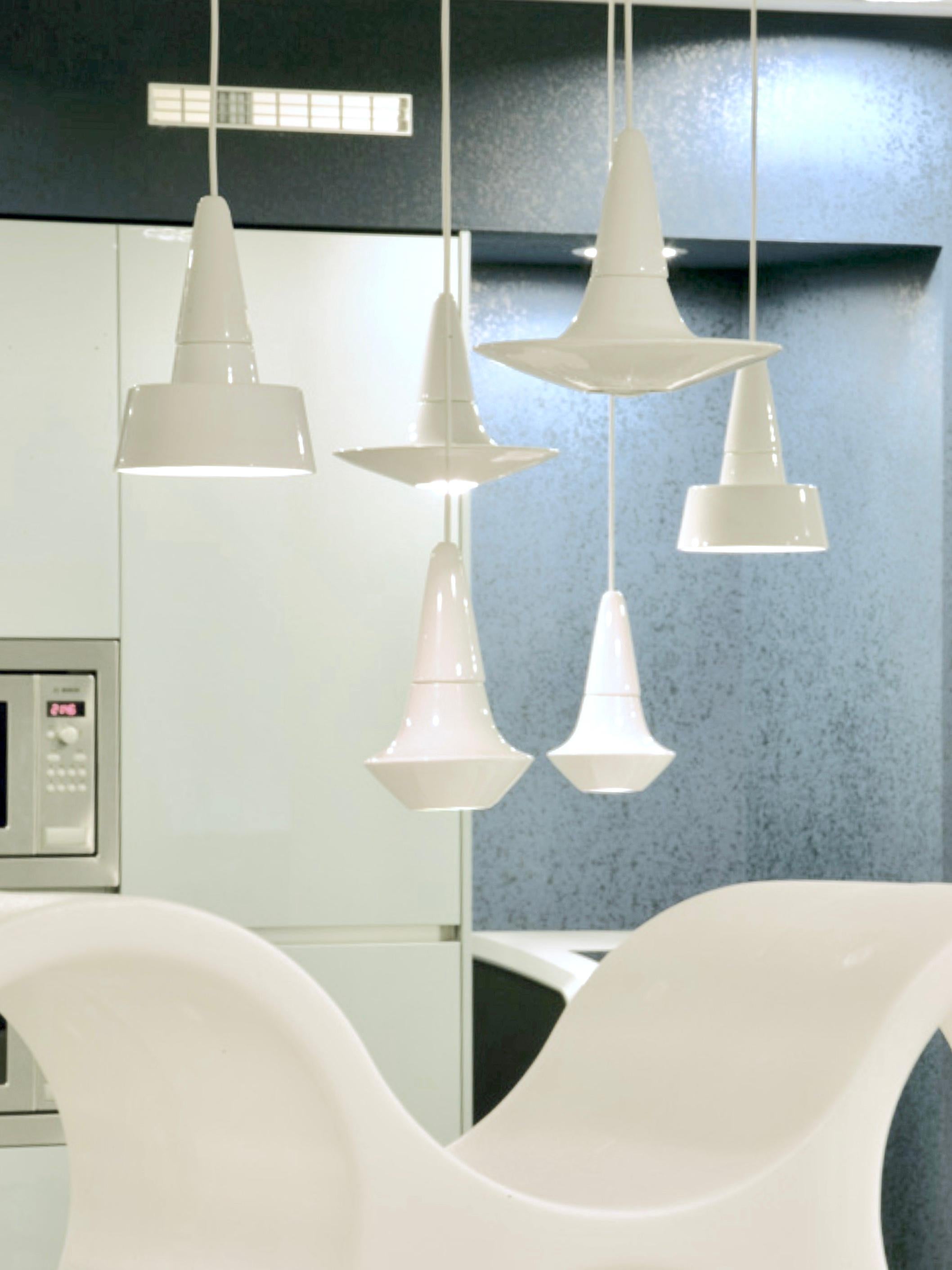 Lampada a sospensione contemporanea in gres salmone opaco, design minimalista, SML4 in vendita 5