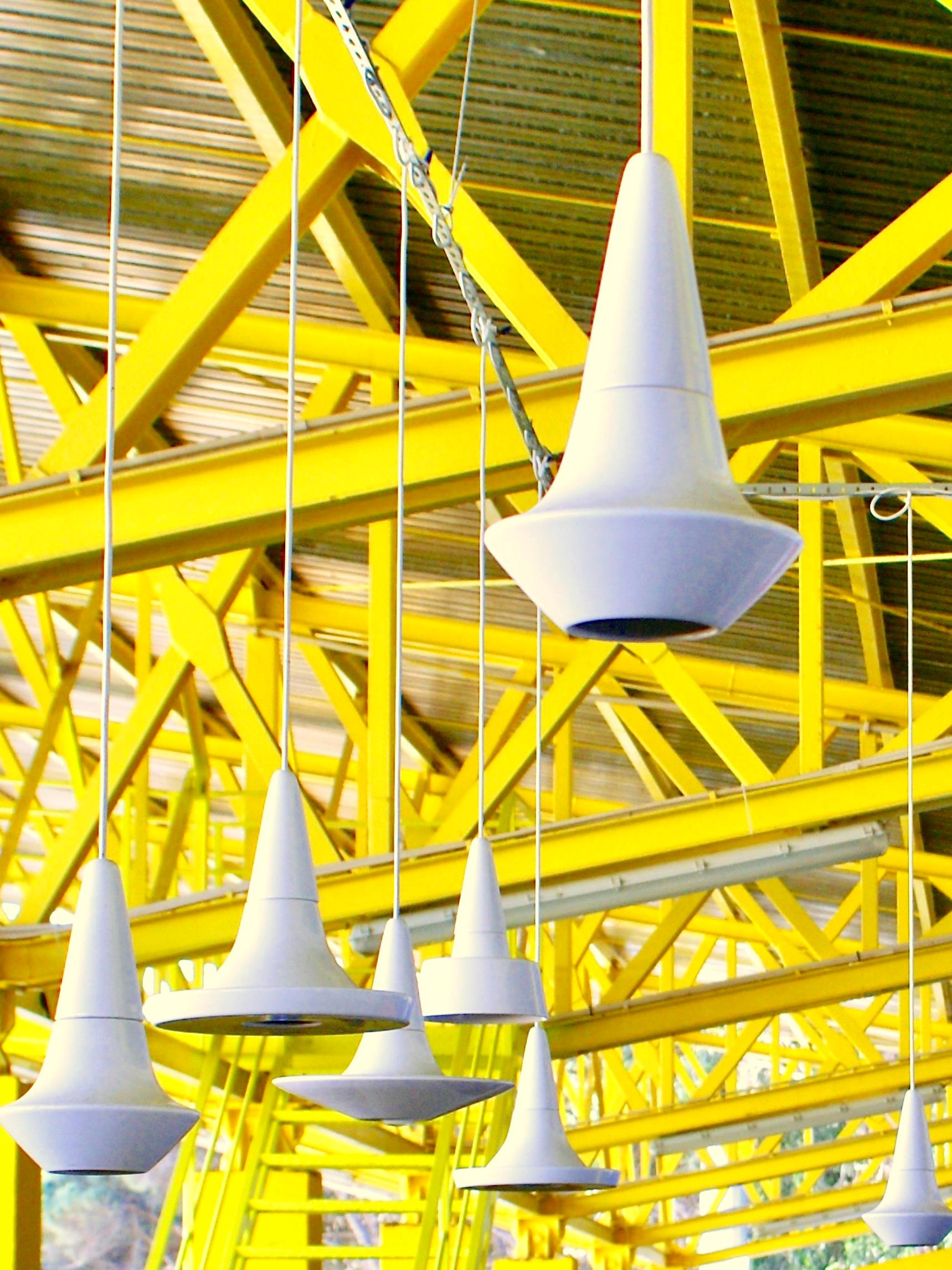 Lampada a sospensione contemporanea in gres salmone opaco, design minimalista, SML4 in vendita 6