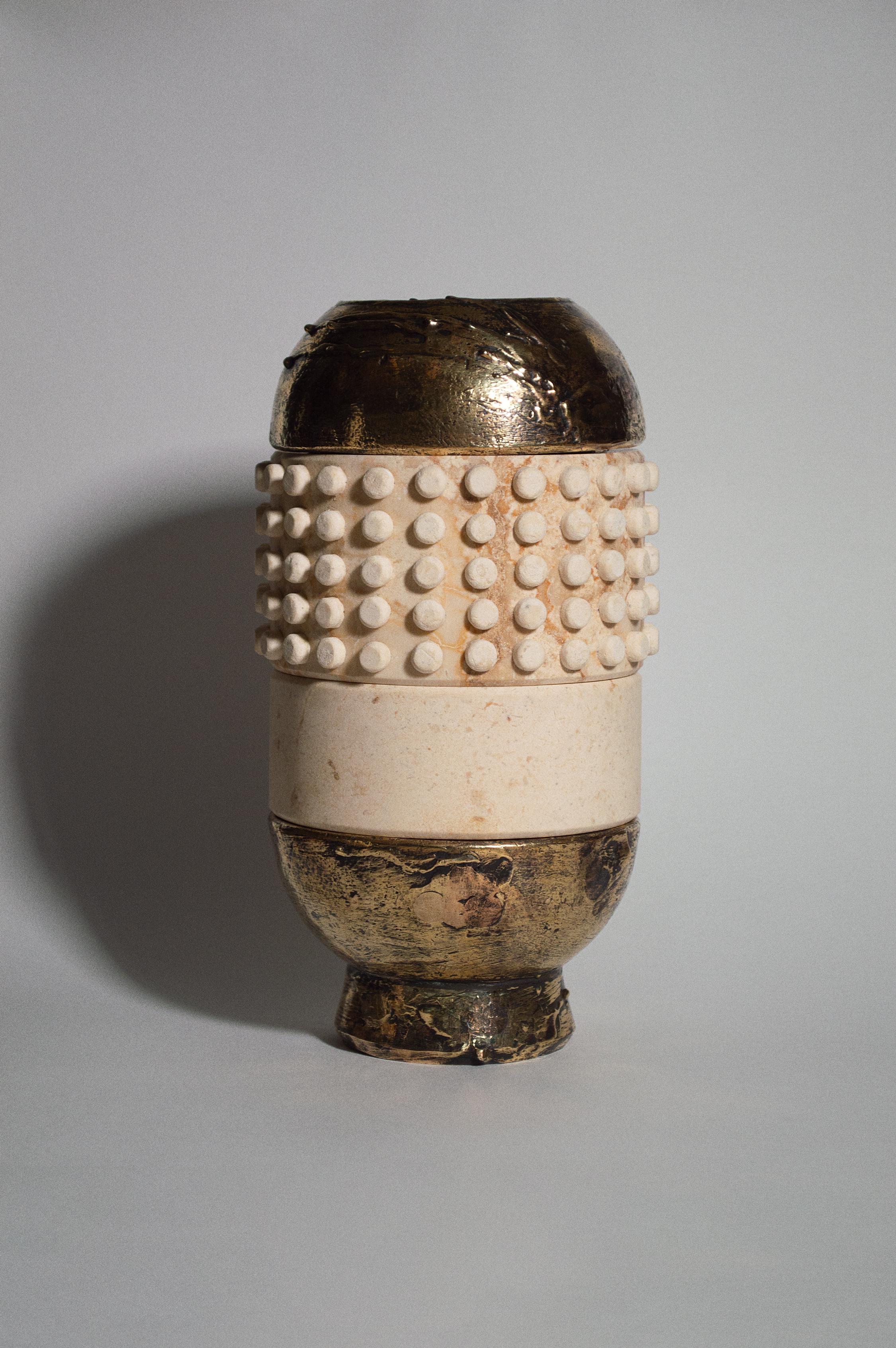 Pietra Bruciaincenso Maya contemporaneo in pietra e bronzo fuso di ACOOCOORO -KERNOS in vendita