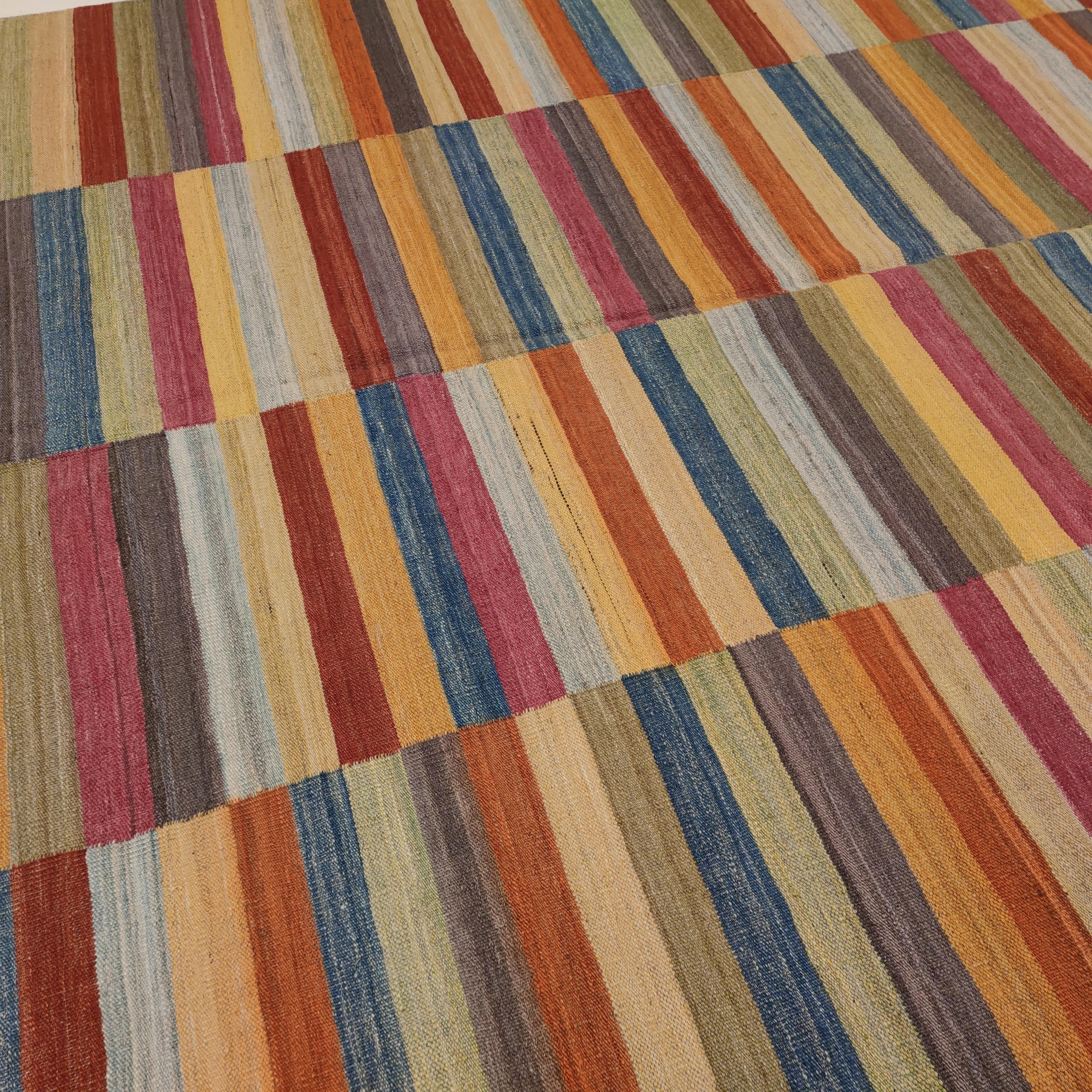 Contemporary Mazandaran Style Kilim Rug with Multicoloured Horizontal Stripes In New Condition For Sale In Milan, IT