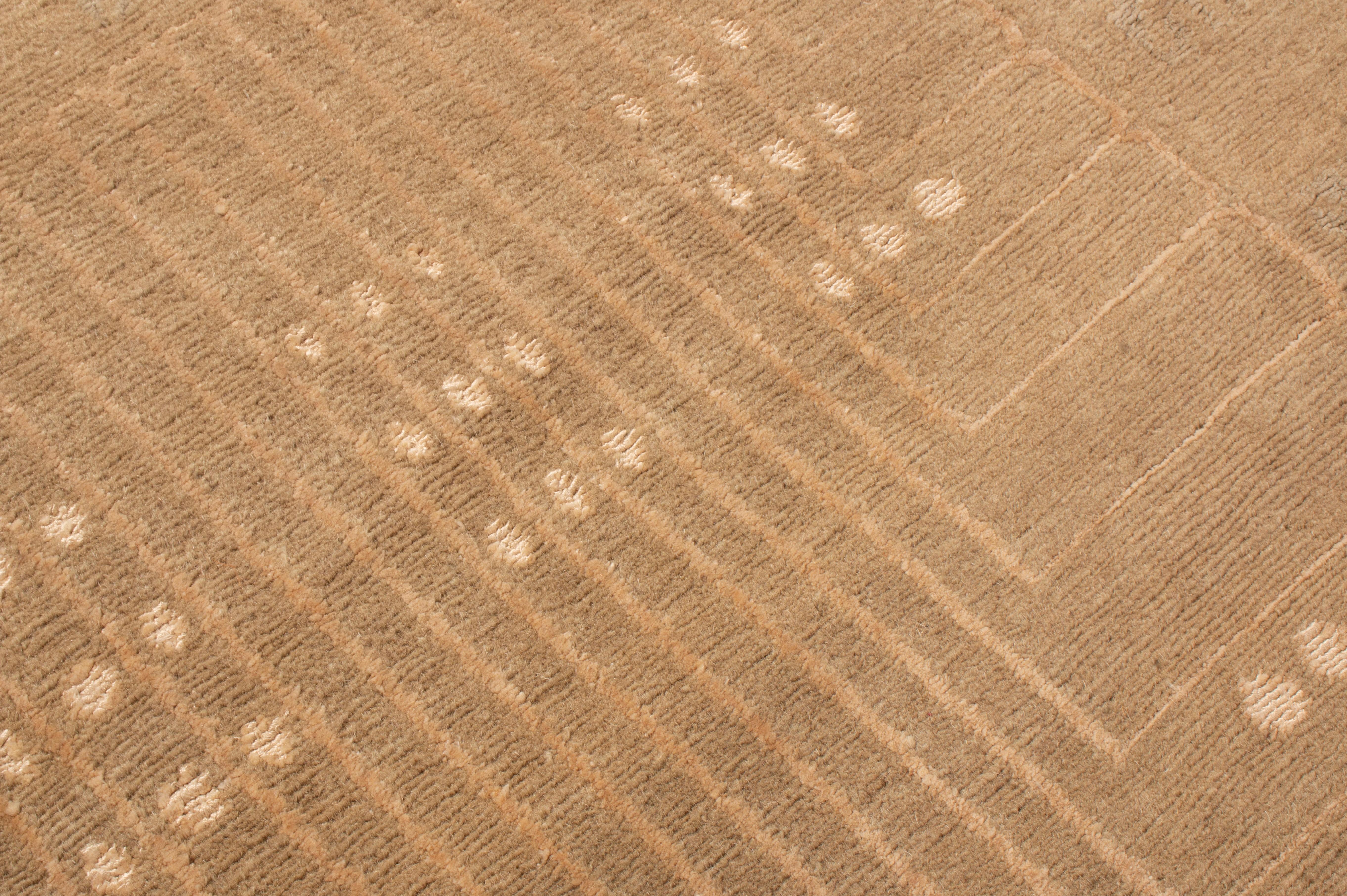 Annodato a mano Tappeto contemporaneo Maze Design Beige in lana e seta in vendita