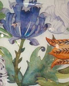 Zeitgenössisches Serviertablett aus mittelgroßem Acryl mit floral bedrucktem, gefangenem Leinen