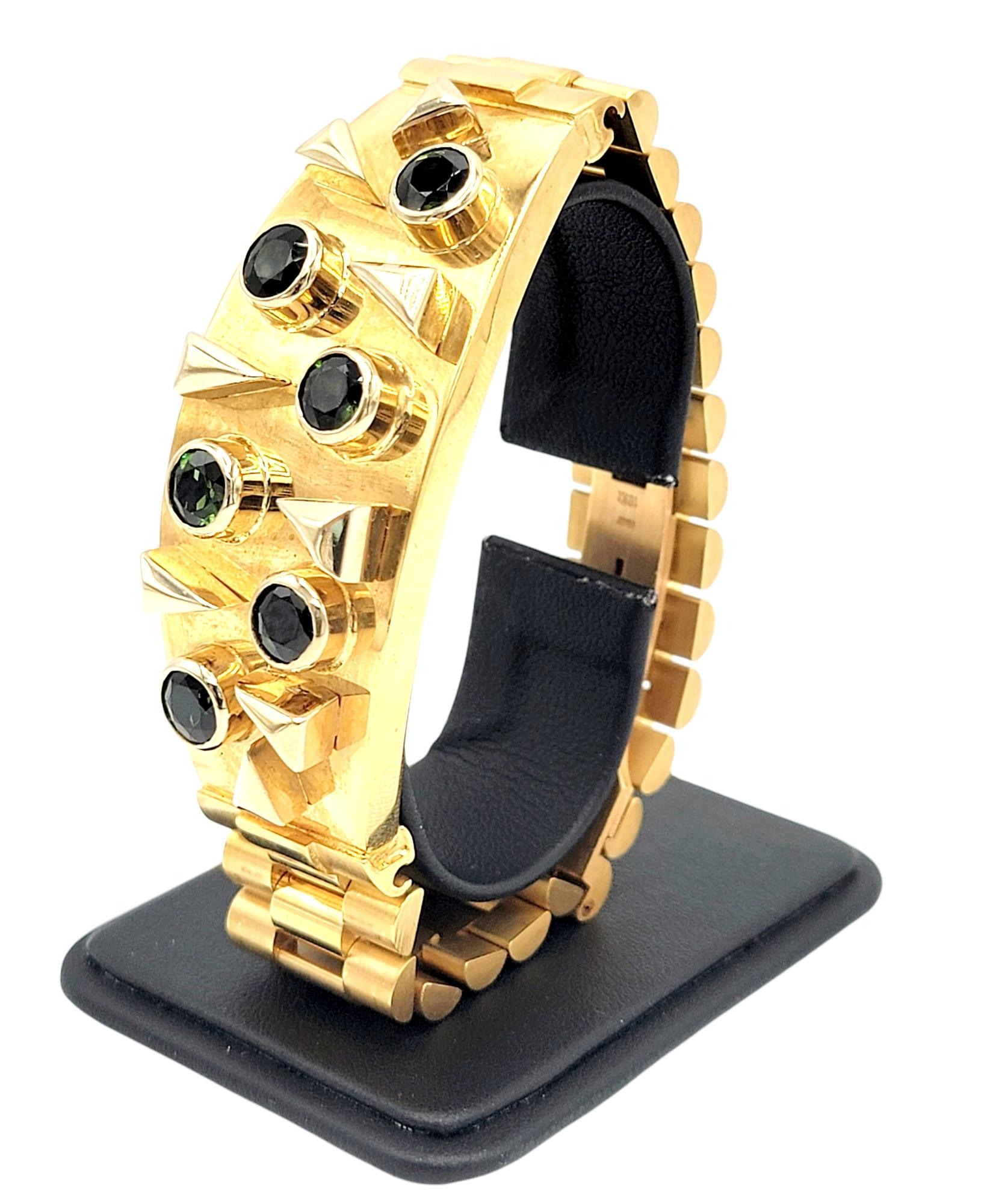 Contemporary Men's Green Tourmaline Watch Link Bracelet in 18 Karat Yellow Gold For Sale 3