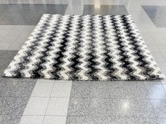 Contemporary Merida Zig Zag Wool Rug  9'3" x 9'3"
