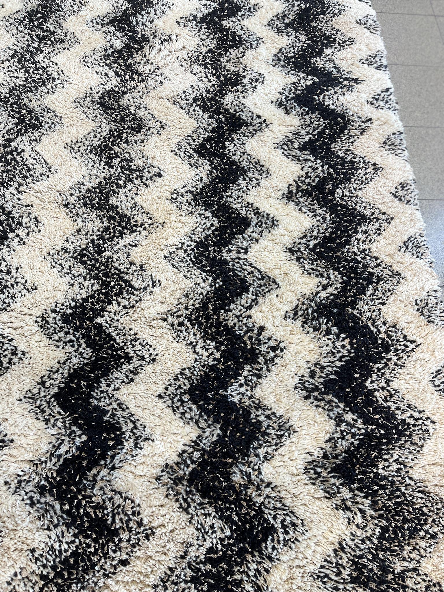 Contemporary Merida Zig Zag Wollteppich  9'3