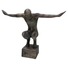 Zeitgenössische Metall-Aluminium-Skulptur in Yoga-Pose
