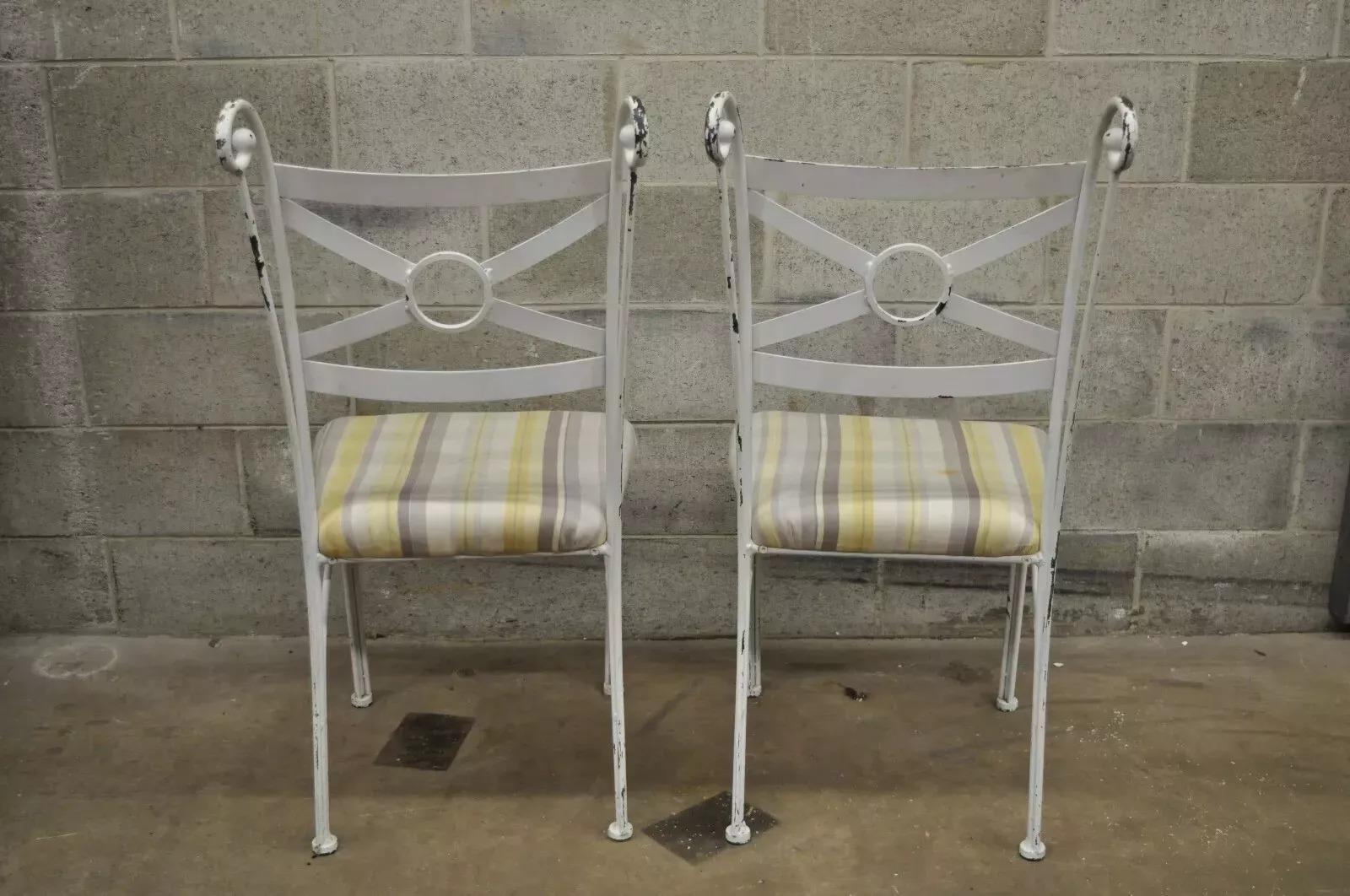 Ensemble de cuisine bistro contemporain en métal Table ronde 4 chaises - 5 pièces en vente 2