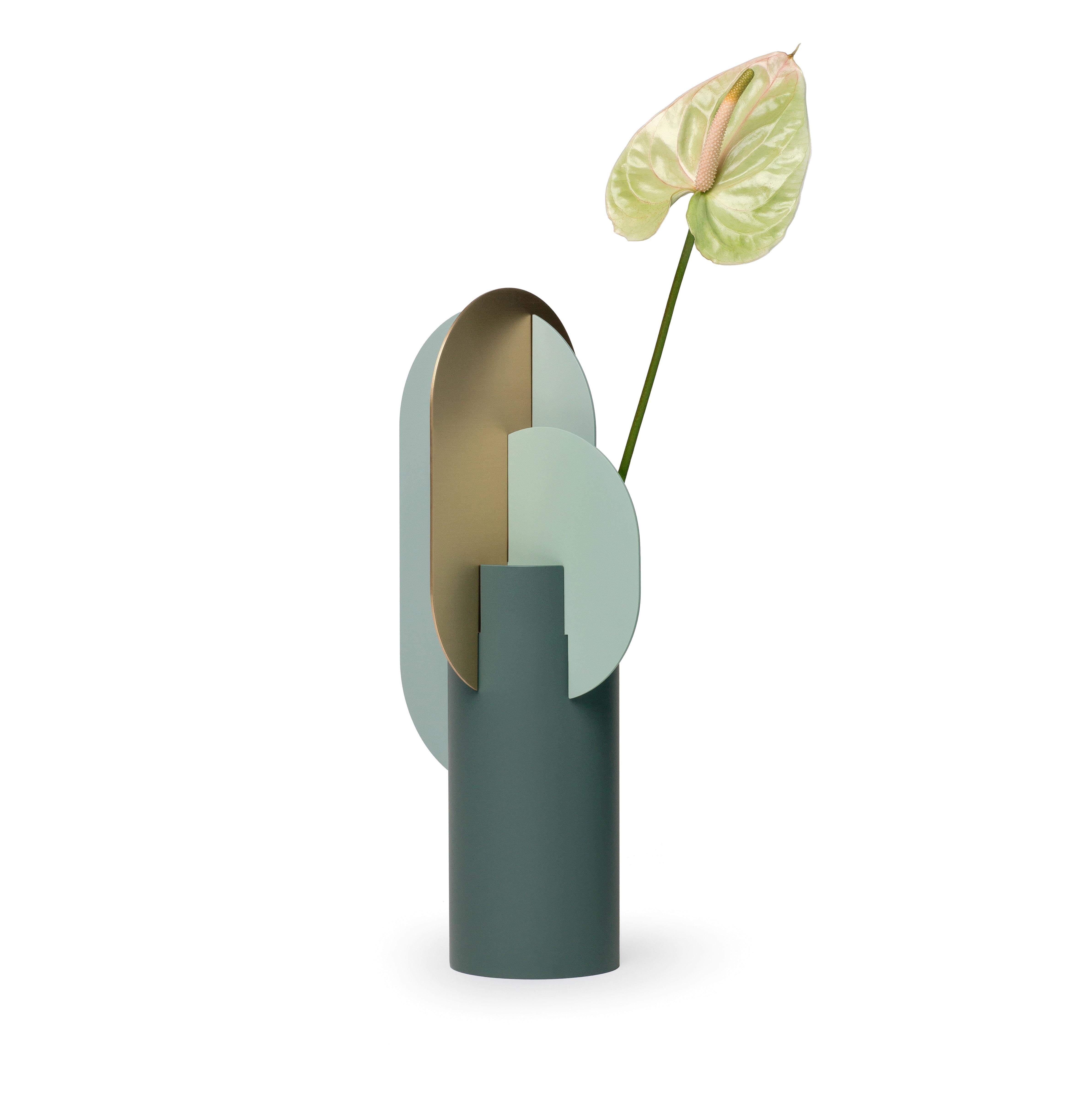 Ukrainian Contemporary Metal Vase 'Ekster CS9' by Noom, Brass and Steel For Sale