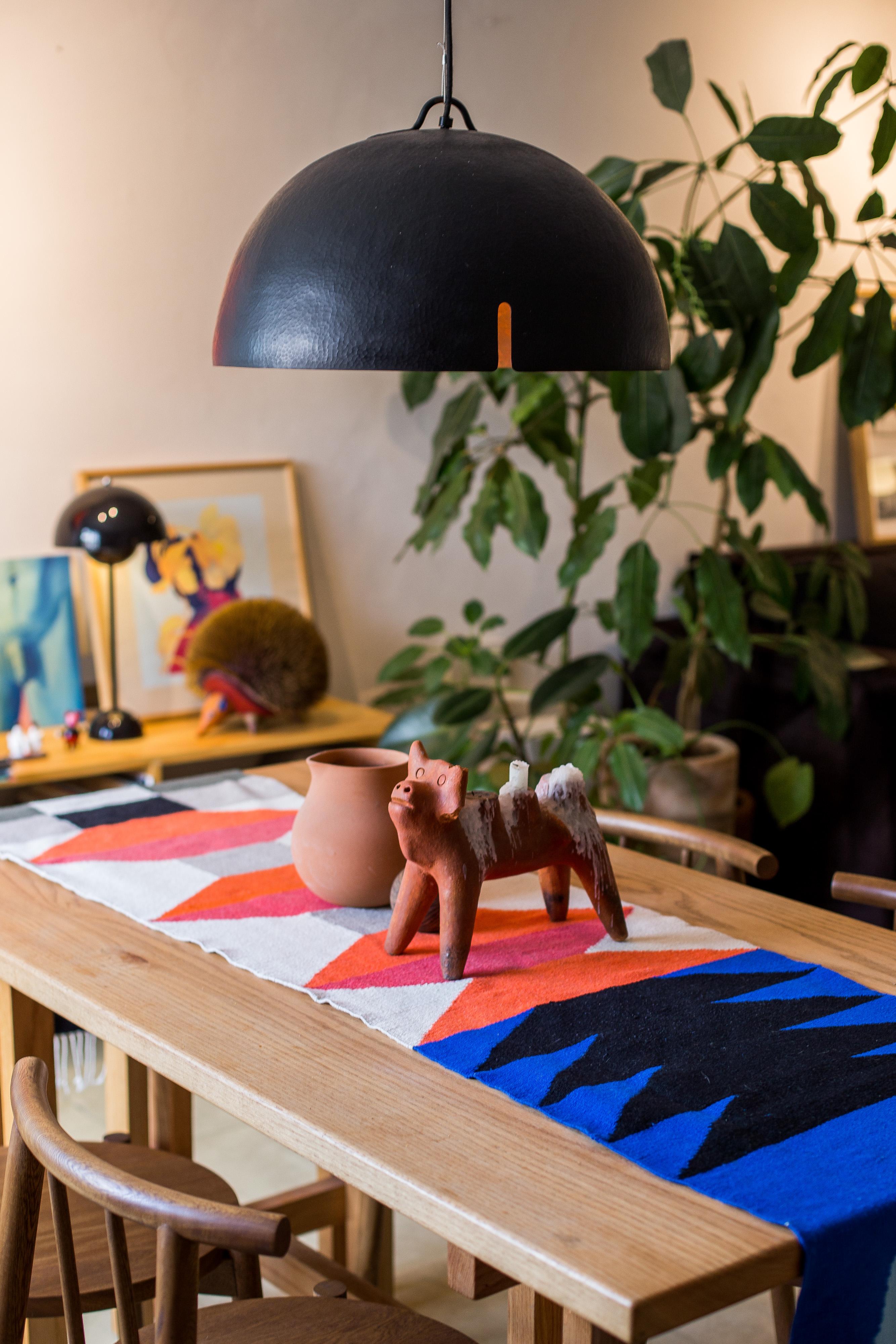 Martelé Lampe pendante contemporaine mexicaine en cuivre martelé en vente