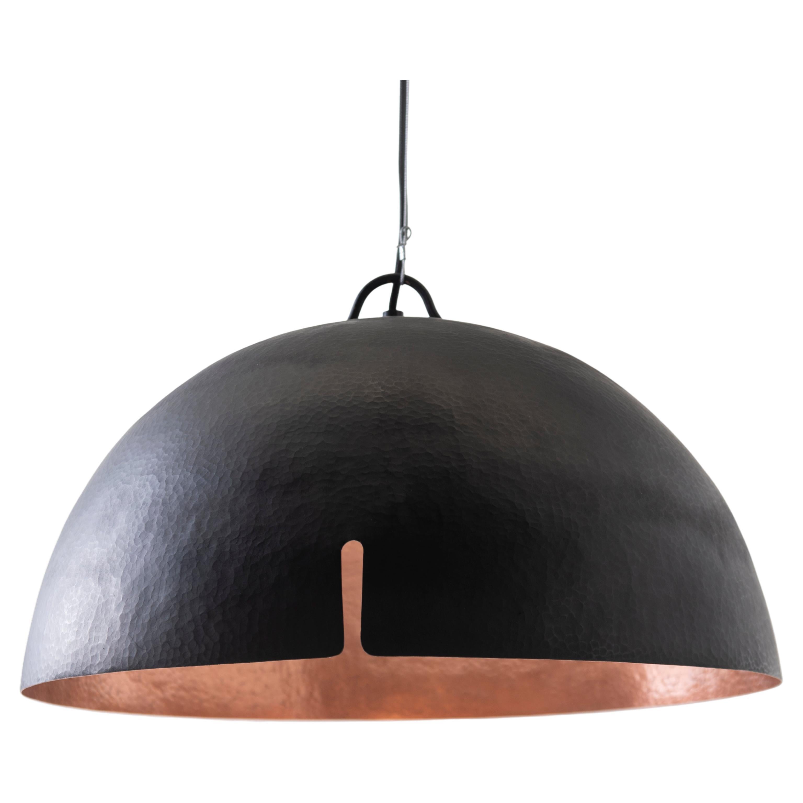 Lampe pendante contemporaine mexicaine en cuivre martelé