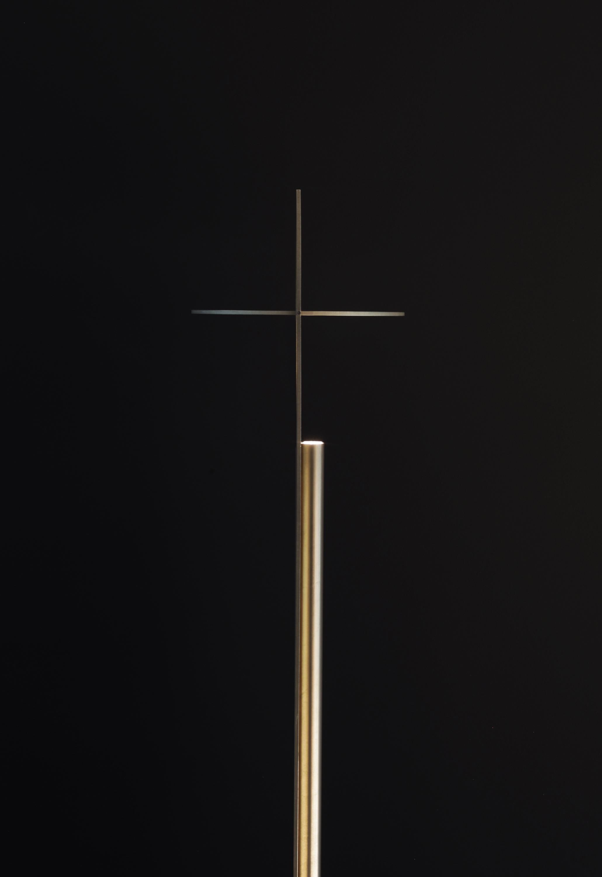 Lámpara de pie mexicana contemporánea OBJ-01 de latón en venta 5