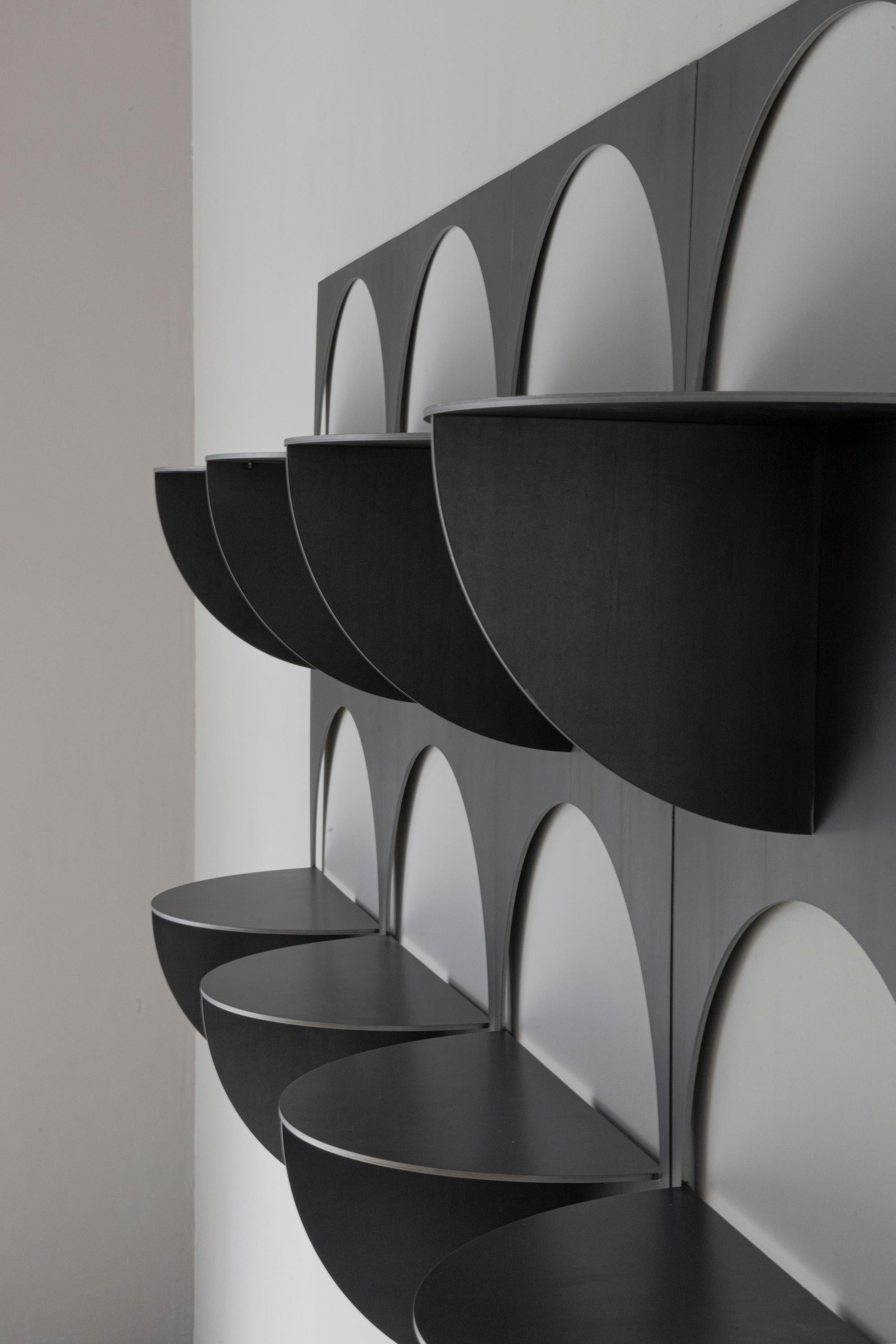 Contemporain mexicain OBJ-04 ÉCHELLE MODULAIRE en acier en vente 8