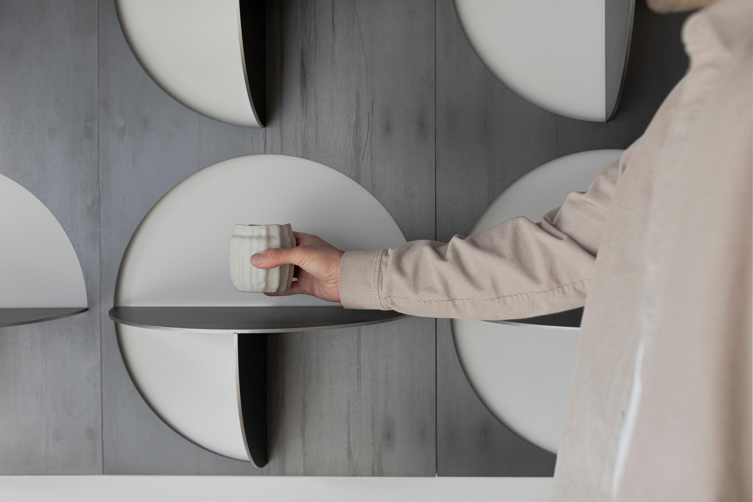 XXIe siècle et contemporain Contemporain mexicain OBJ-04 ÉCHELLE MODULAIRE en acier en vente