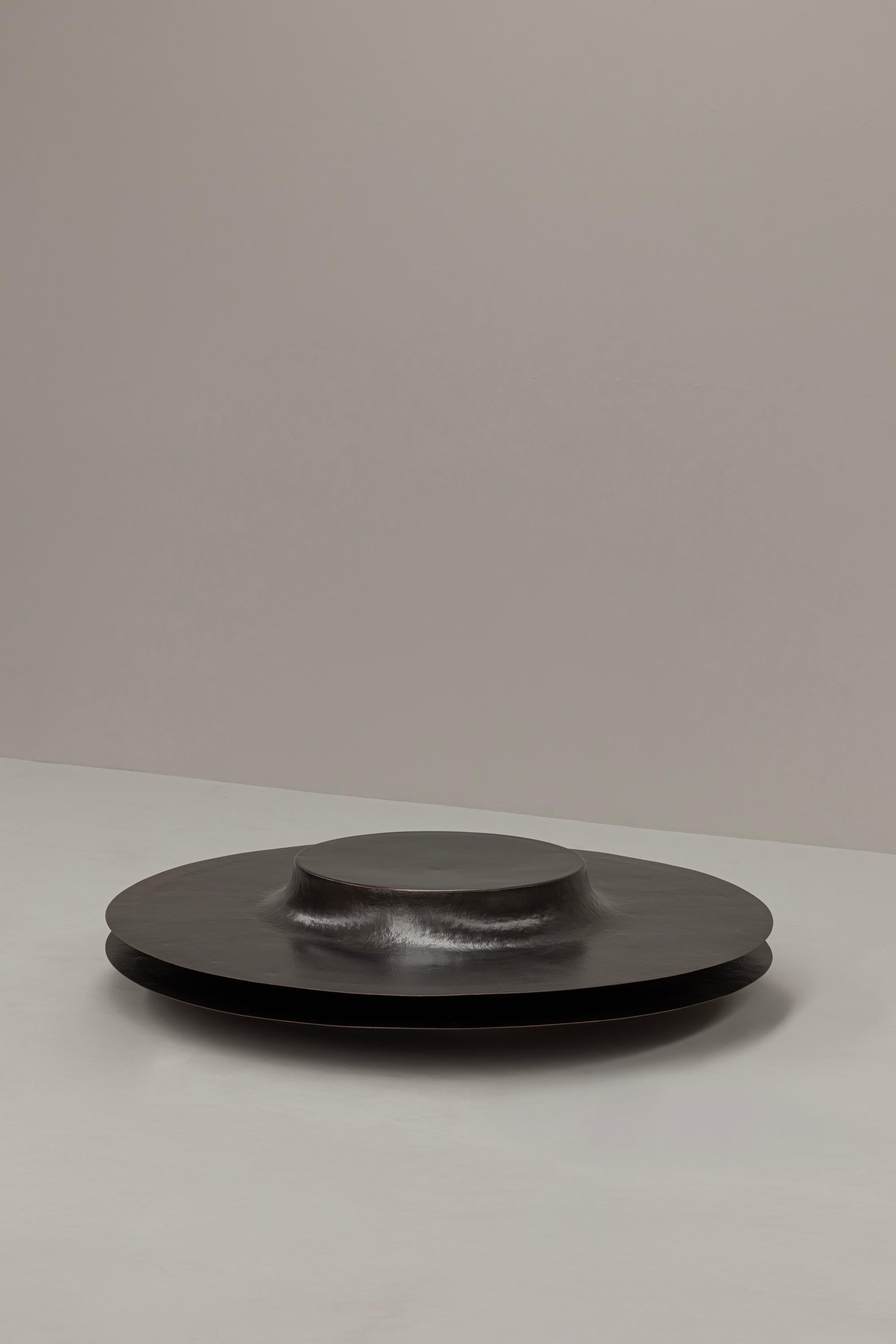 Table basse contemporaine mexicaine OBJ-06 en cuivre patiné graphite en vente 6