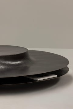 MESA DE CAFÉ mexicana contemporánea OBJ-06 en cobre patinado grafito