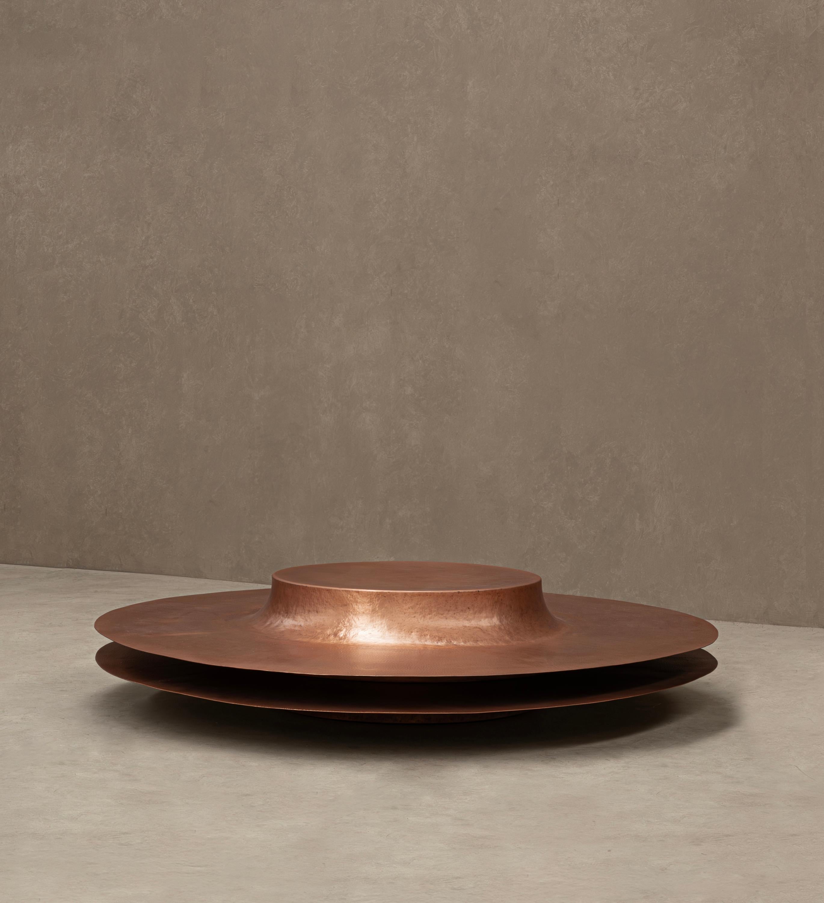 XXI secolo e contemporaneo TAVOLO DA CAFFÈ messicano contemporaneo OBJ-06 in rame satinato in vendita