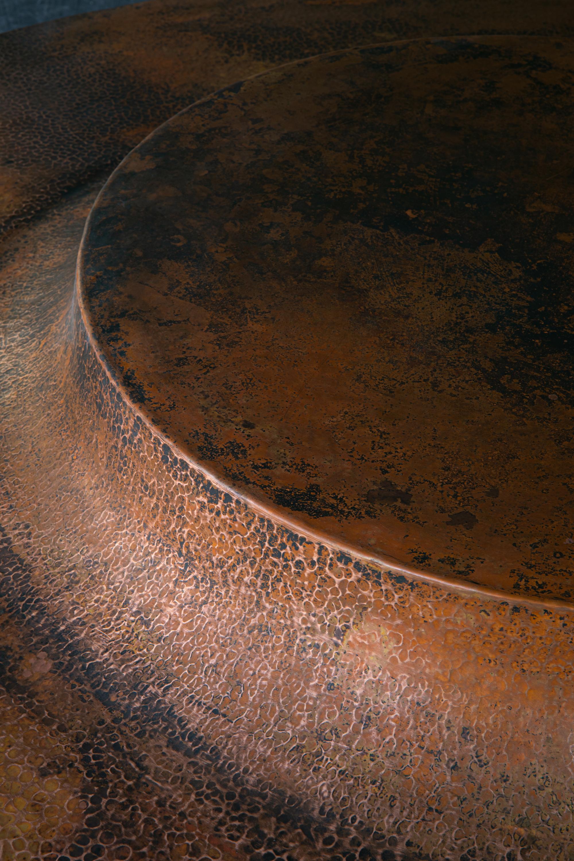 MESA DE CAFÉ mexicana contemporánea OBJ-06 de cobre natural Cobre en venta