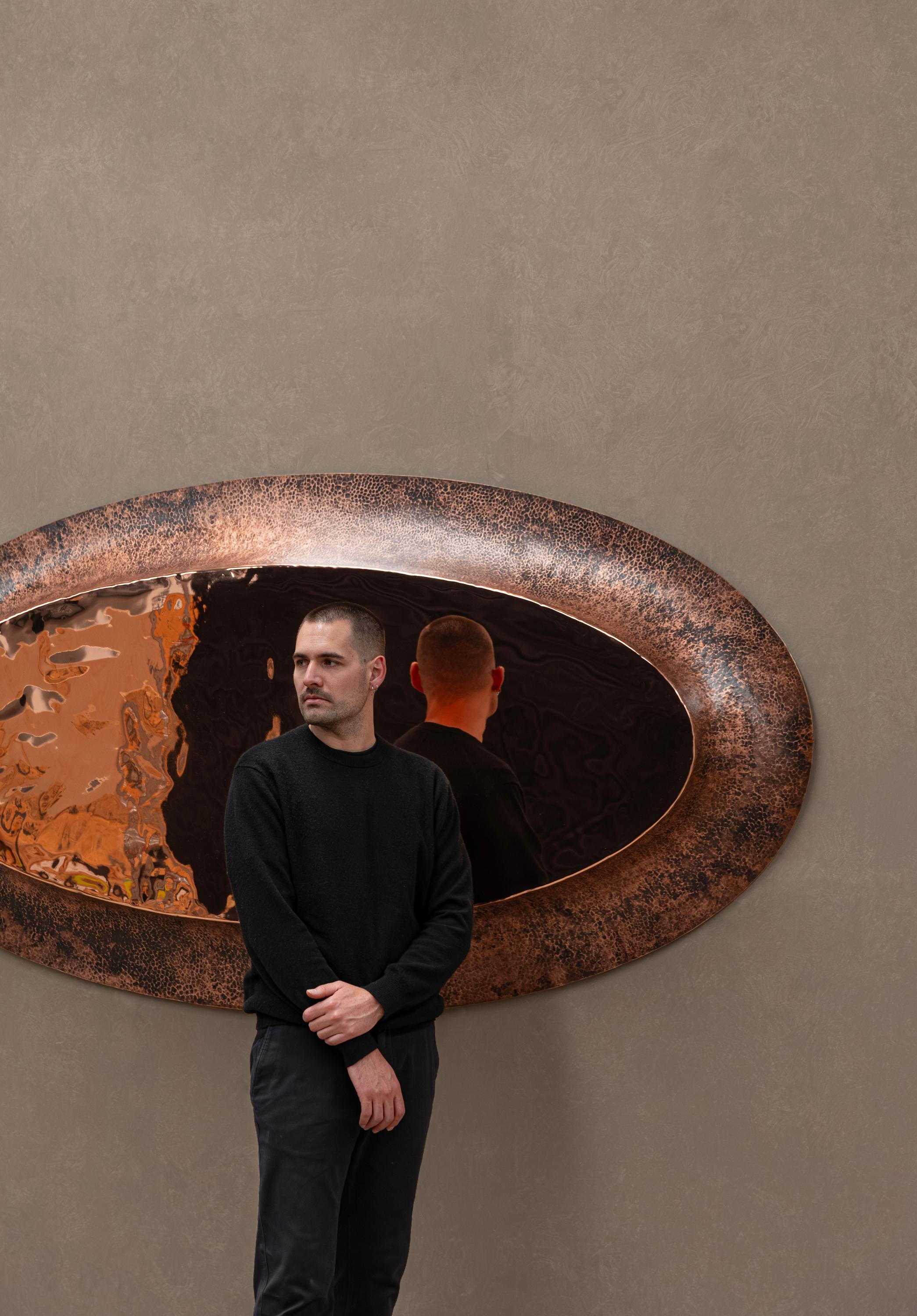 XXI secolo e contemporaneo Contemporaneo messicano OBJ-08 SPECCHIO DA PARETE OVALE Rame naturale + rame lucido in vendita